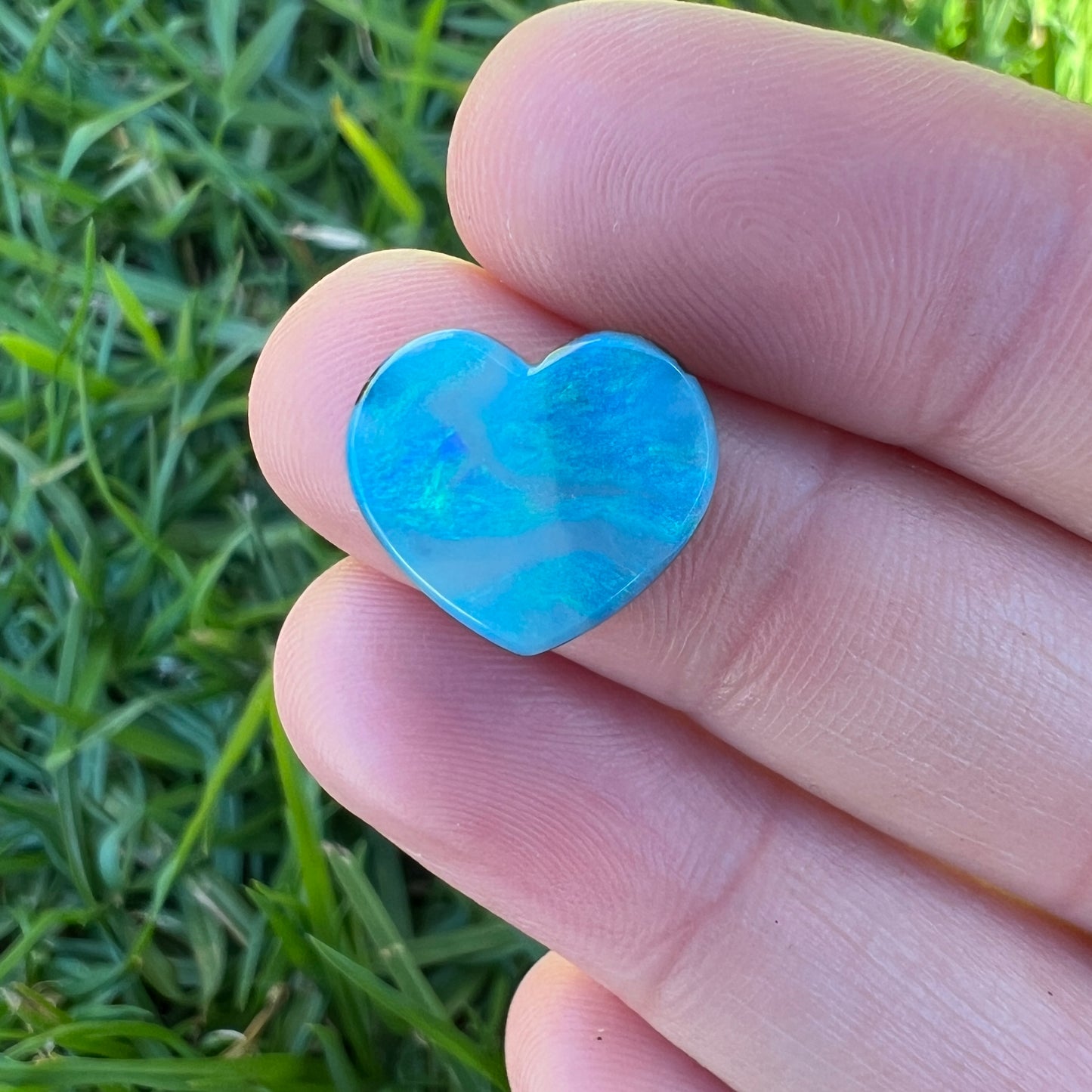 6.06 Ct heart boulder opal