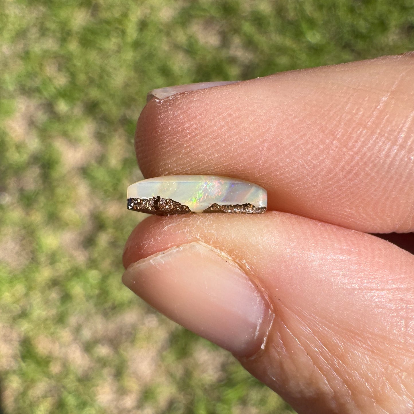 1.09 Ct small boulder opal