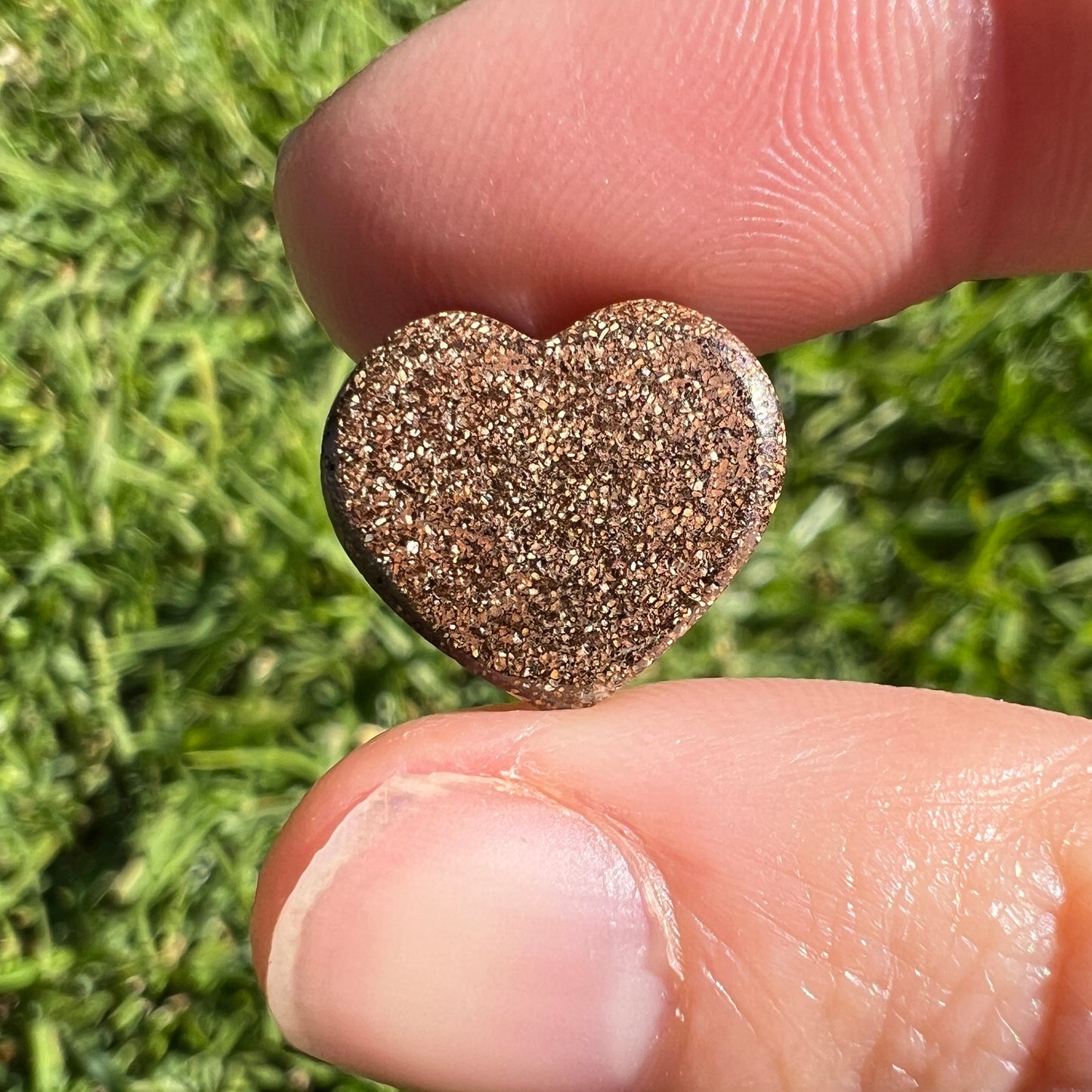 5.69 Ct heart boulder opal