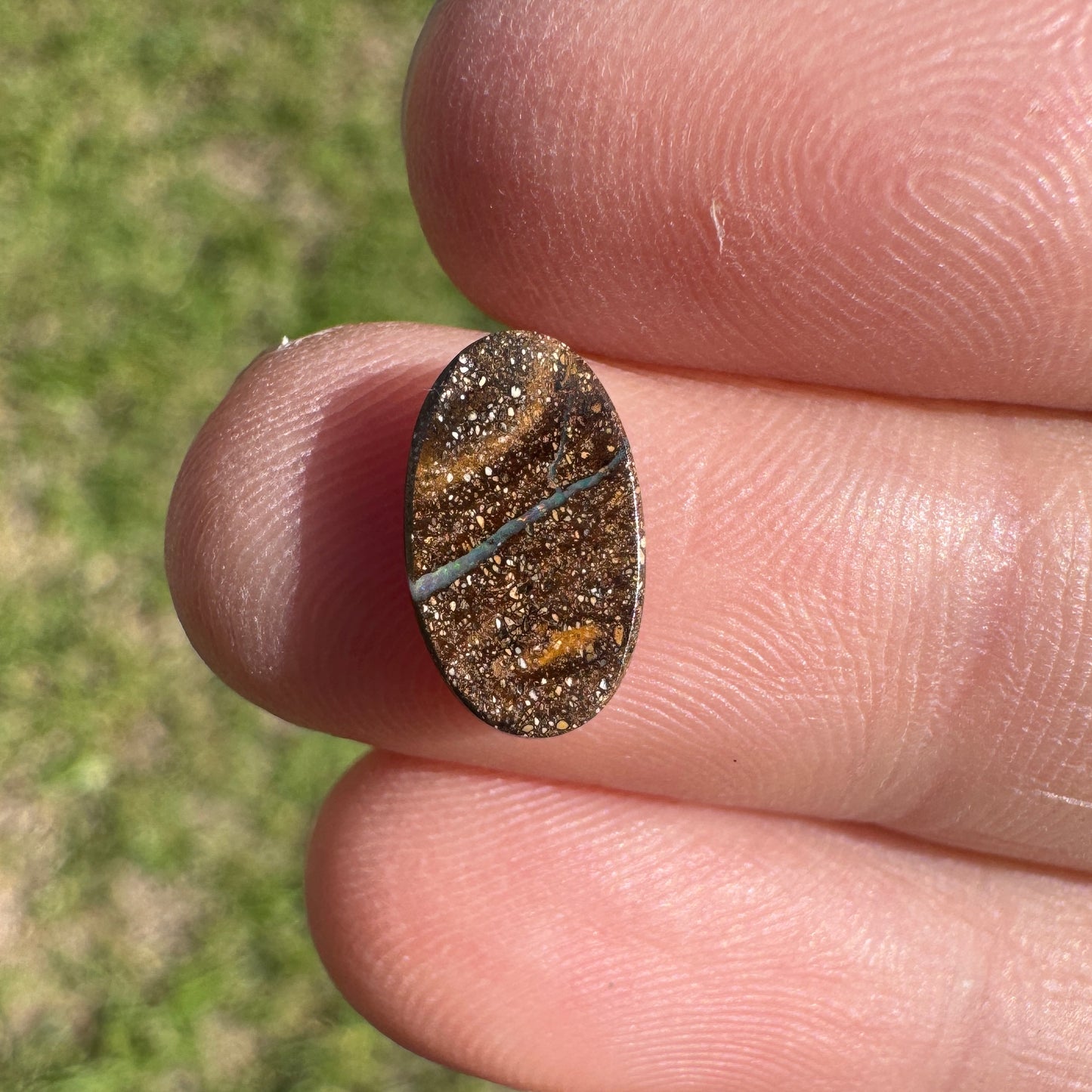 1.77 Ct small boulder opal