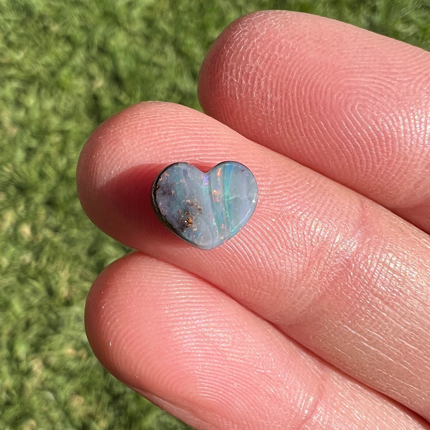 1.42 Ct small heart boulder opal