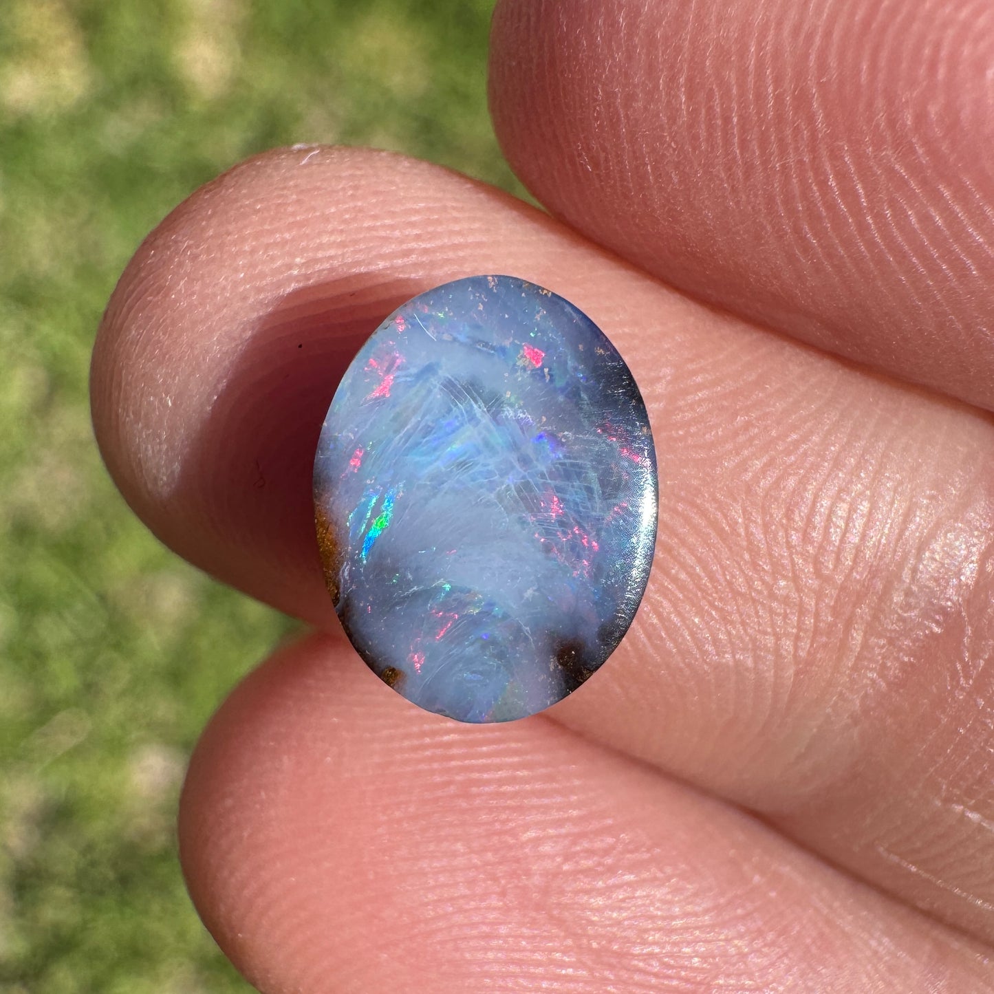 1.90 Ct hot pink boulder opal