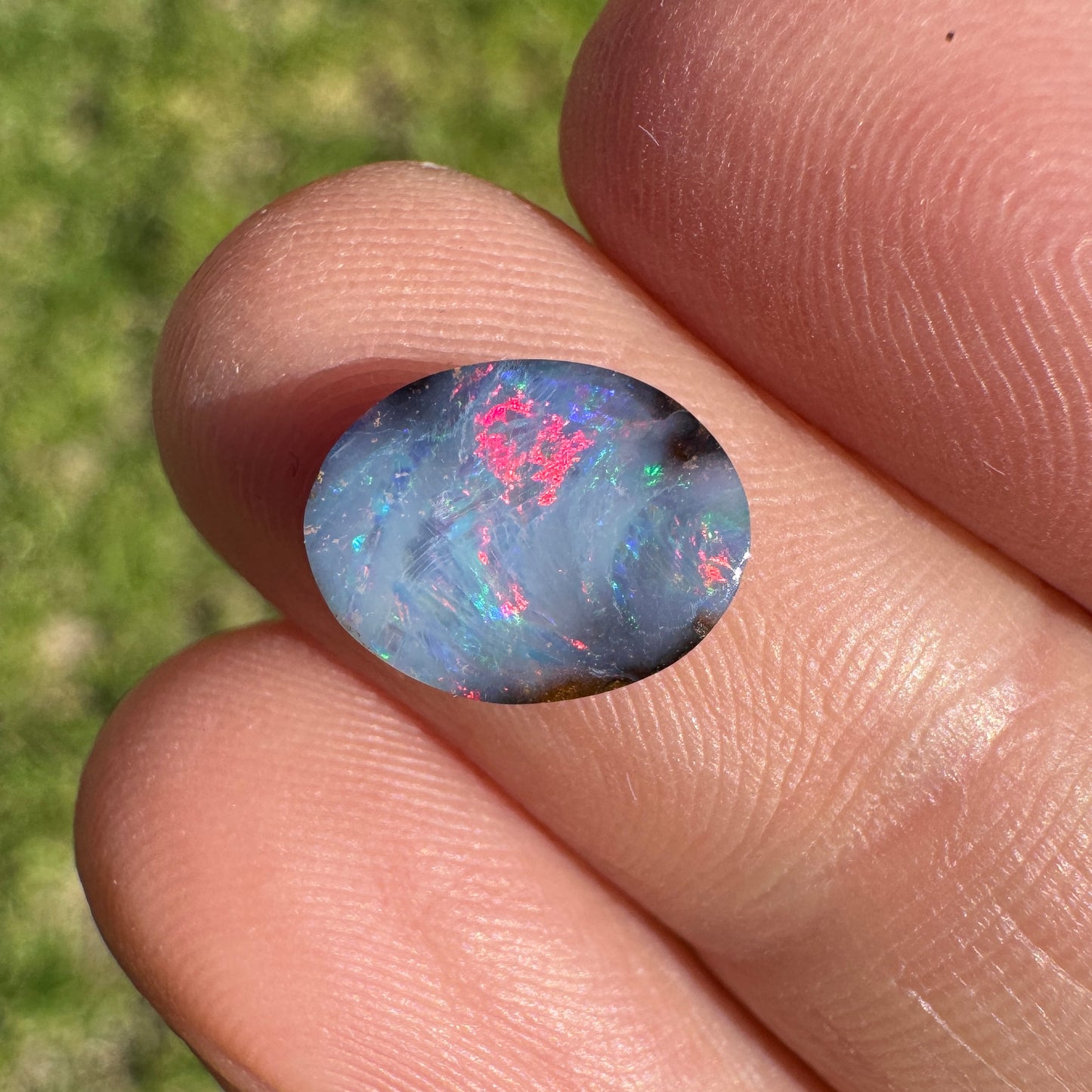 1.90 Ct hot pink boulder opal