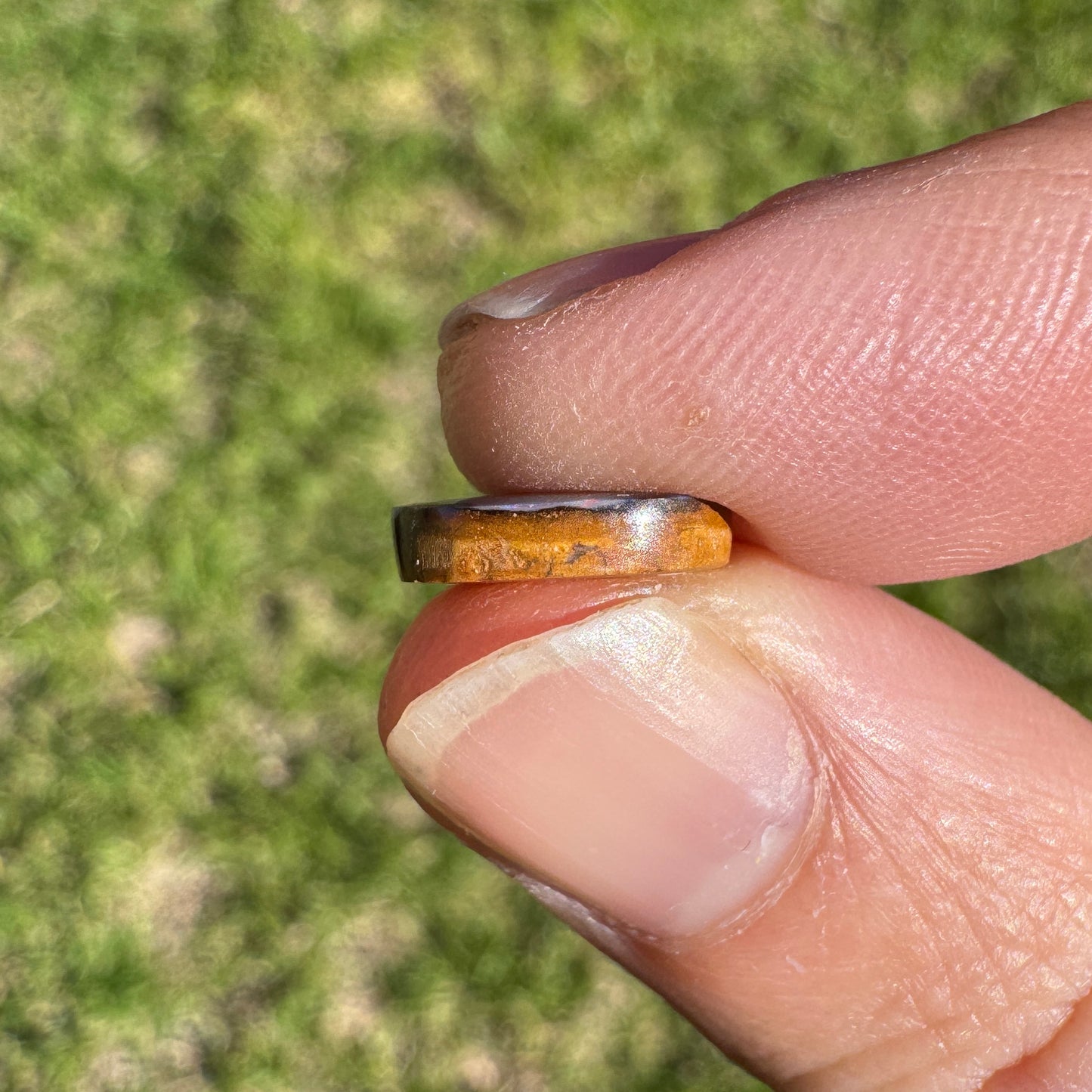 1.90 Ct hot pink boulder opal