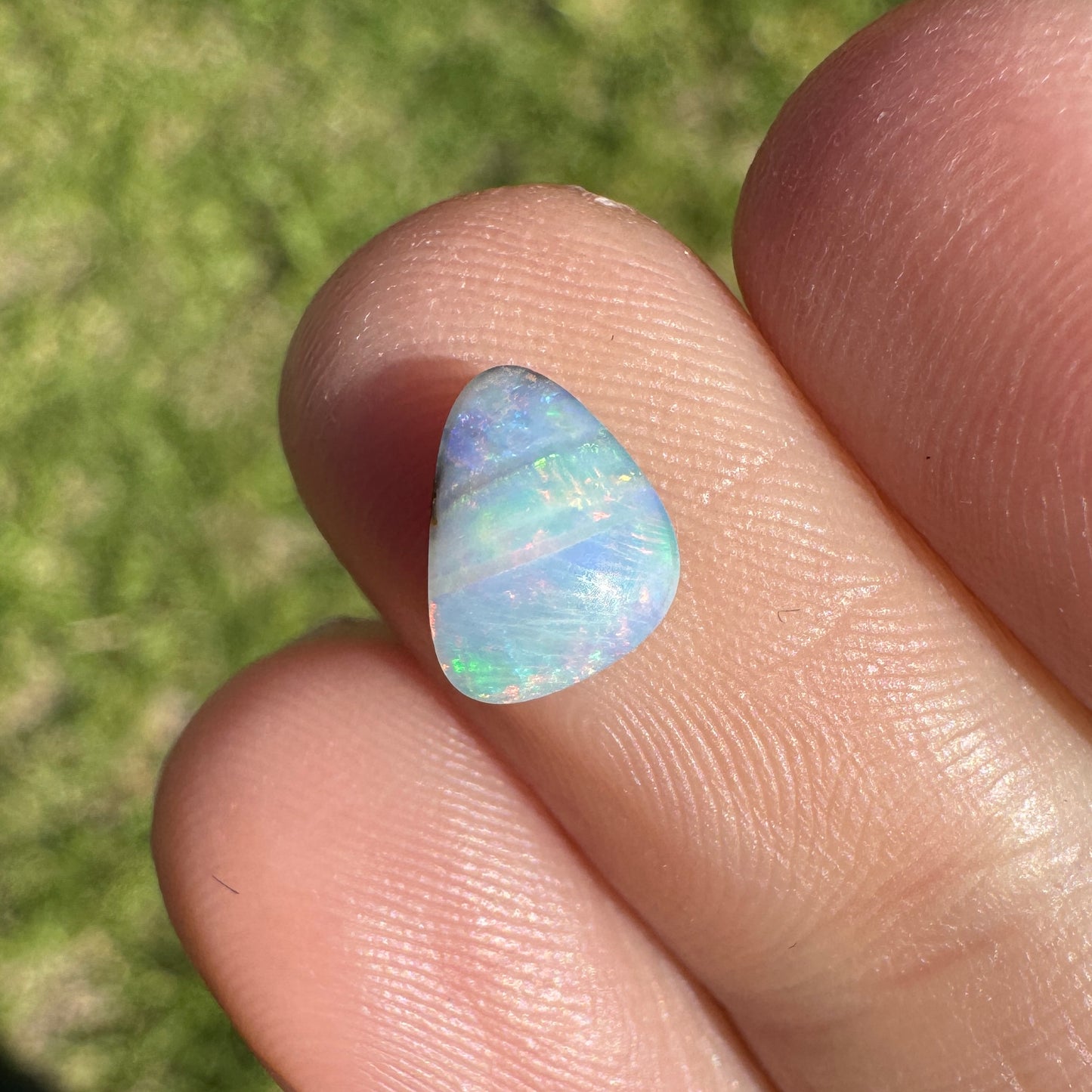 0.97 Ct small boulder opal