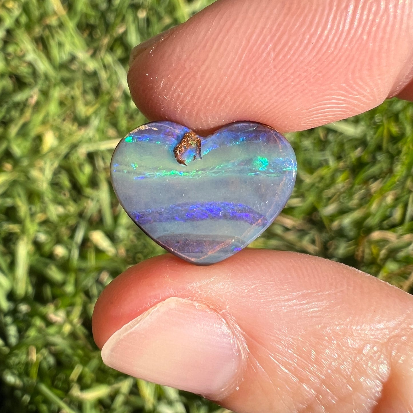 6.23 Ct heart boulder opal