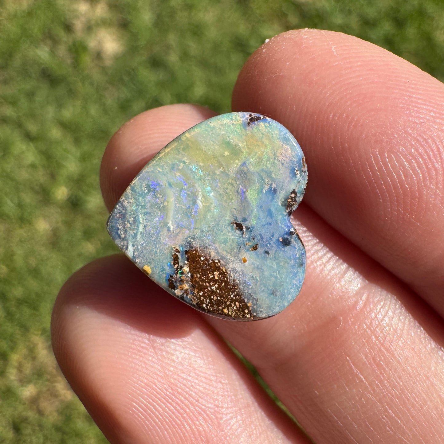 6.96 Ct heart boulder opal