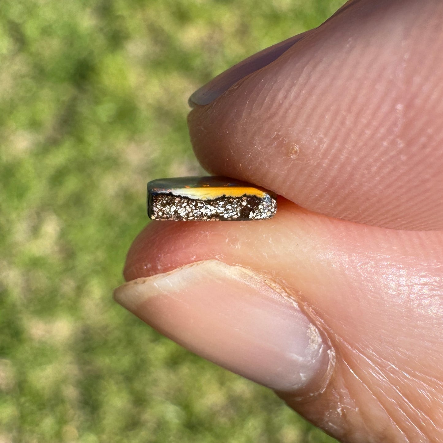 0.54 Ct extra small boulder opal