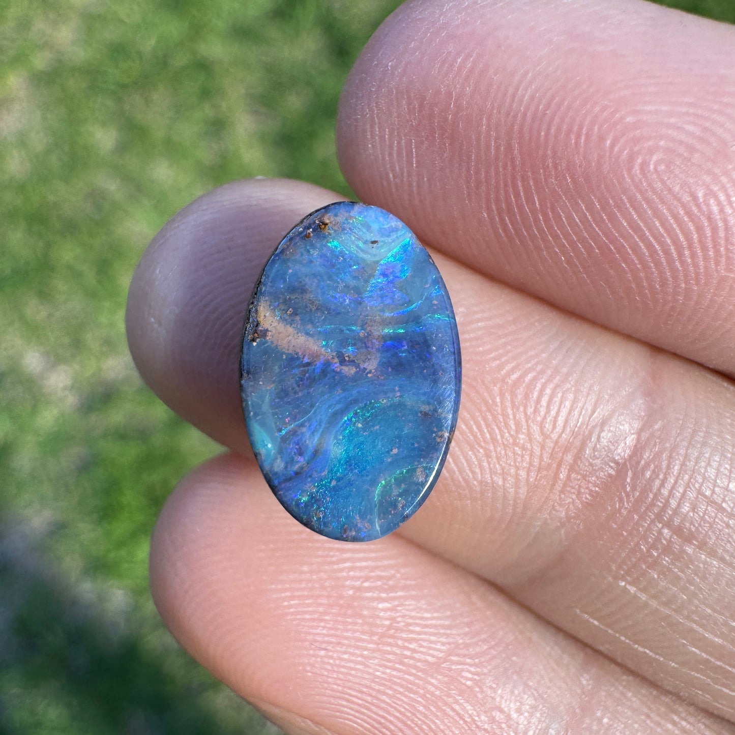 3.31 Ct oval boulder opal