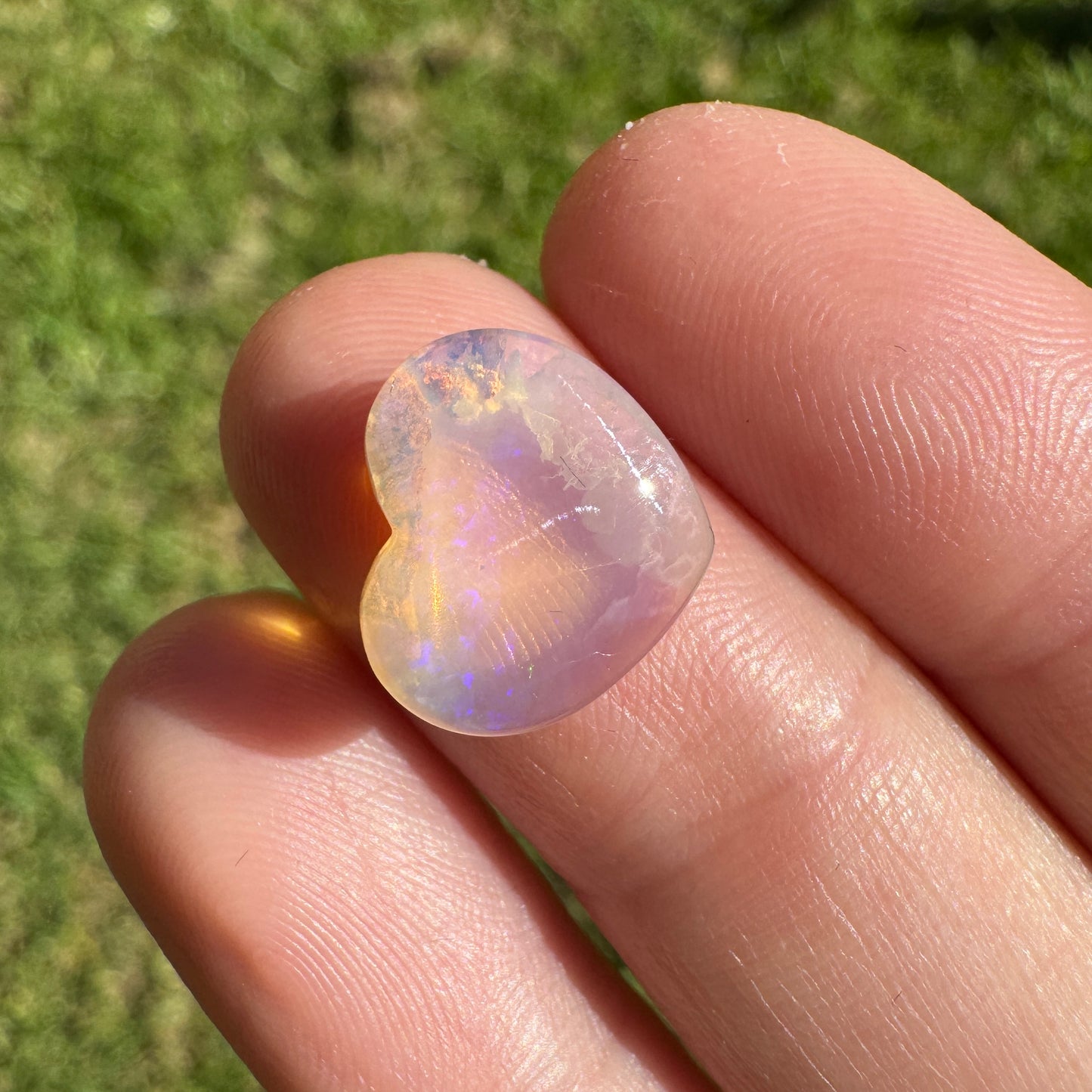 3.75 Ct wood replacement heart opal