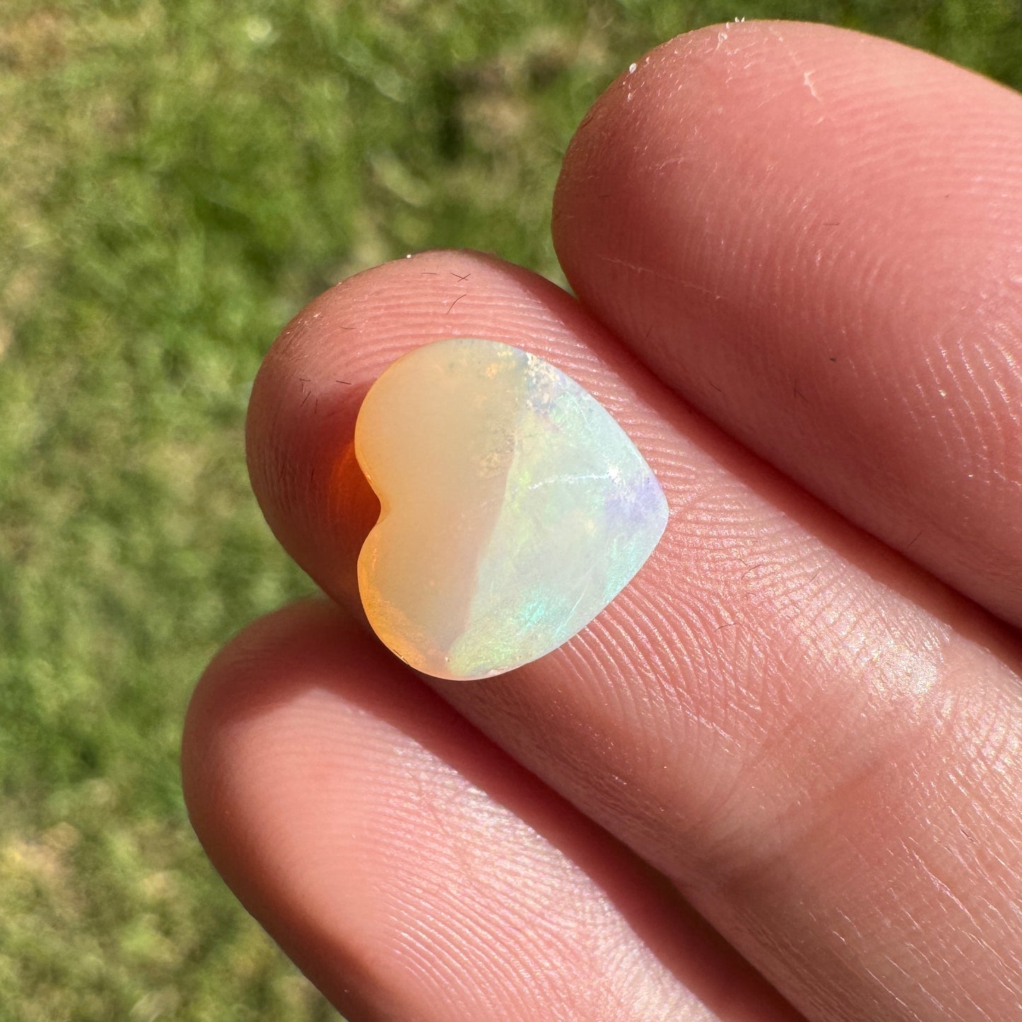 1.78 Ct crystal heart opal