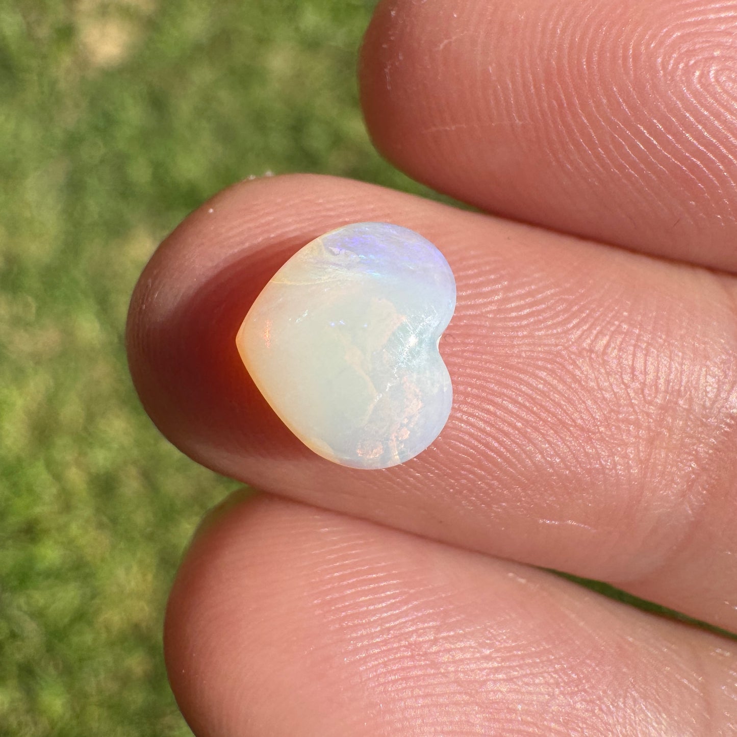 1.18 Ct small heart opal