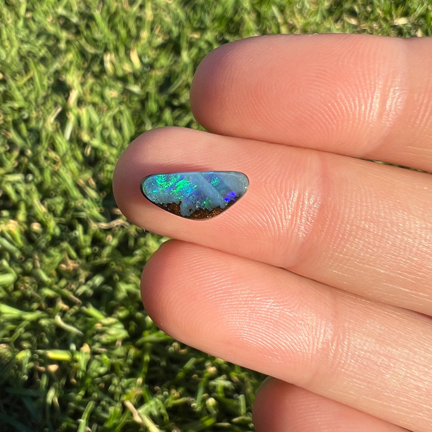 1.62 Ct small boulder opal