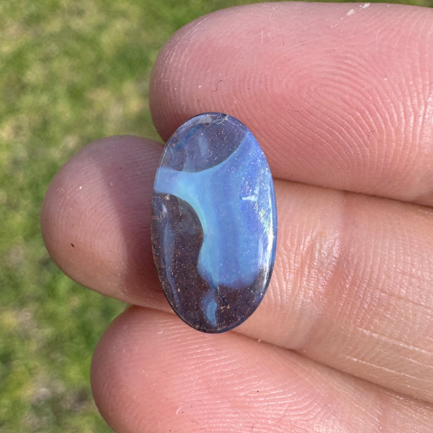 4.58 Ct small boulder opal