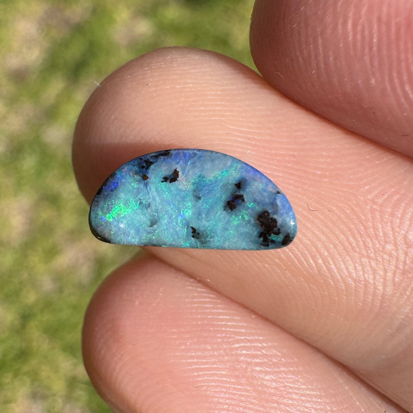 1.16 Ct small boulder opal