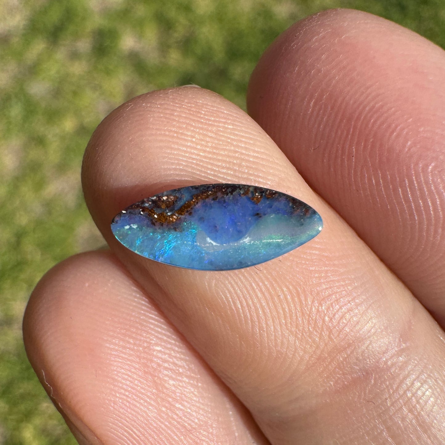 1.13 Ct small boulder opal