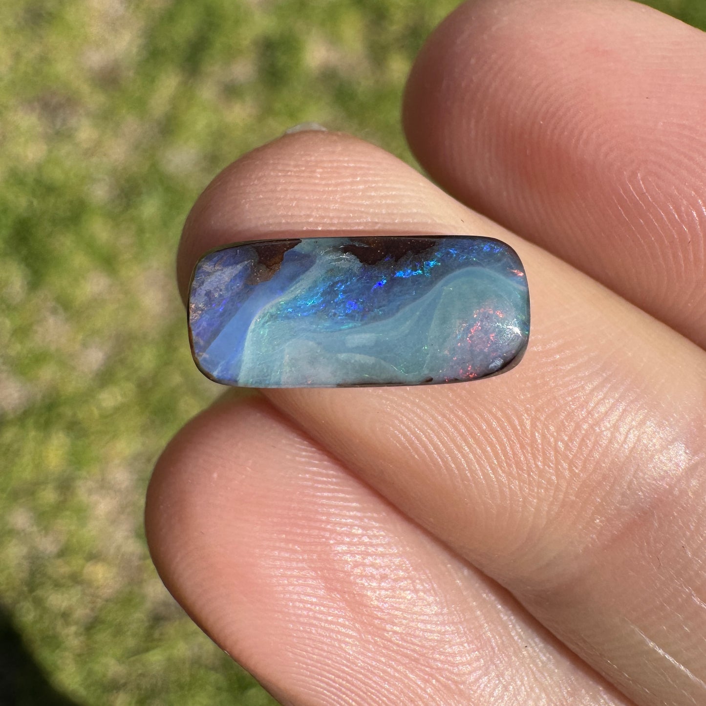 3.16 Ct small boulder opal