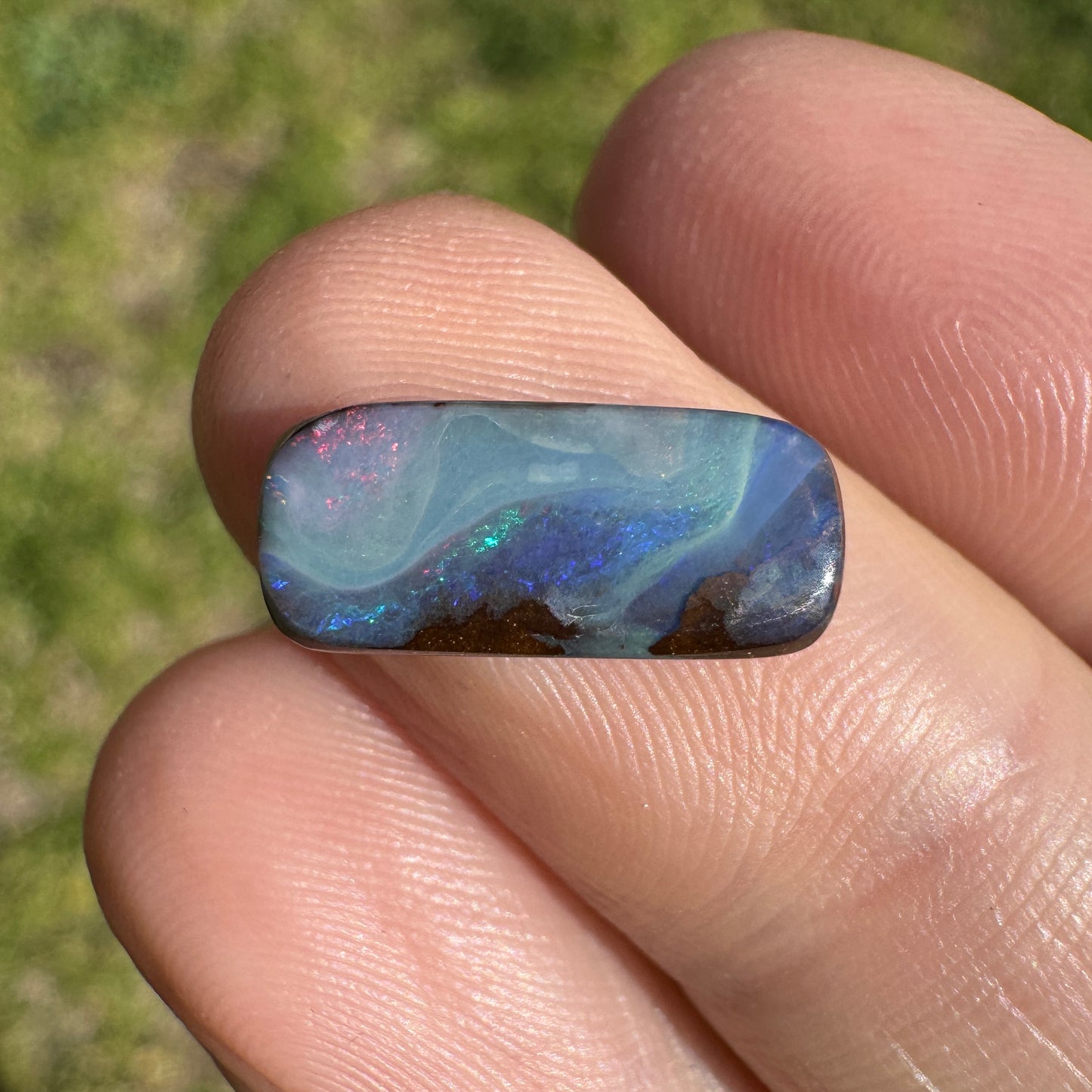 3.16 Ct small boulder opal