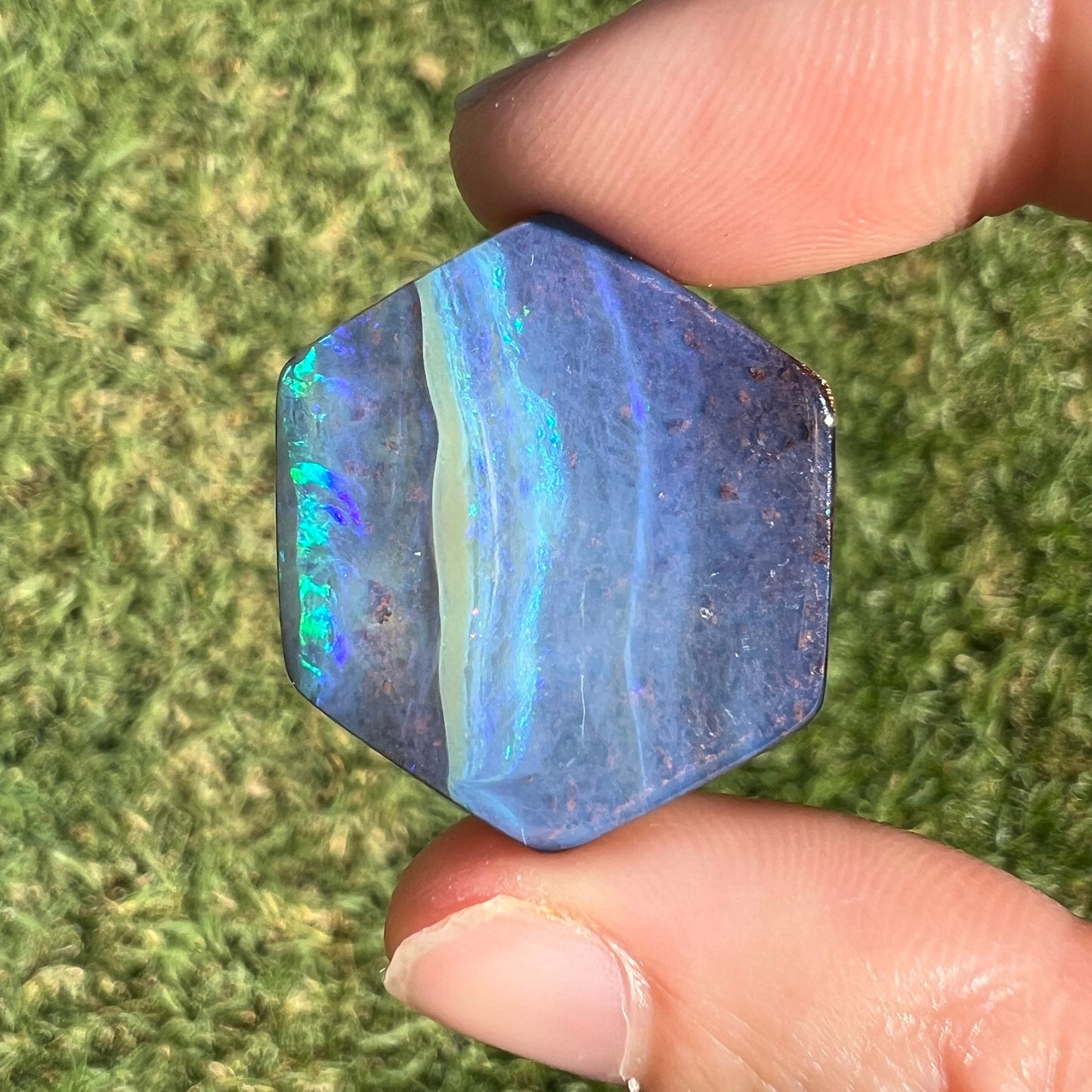 27.10 Ct large hexagon boulder opal