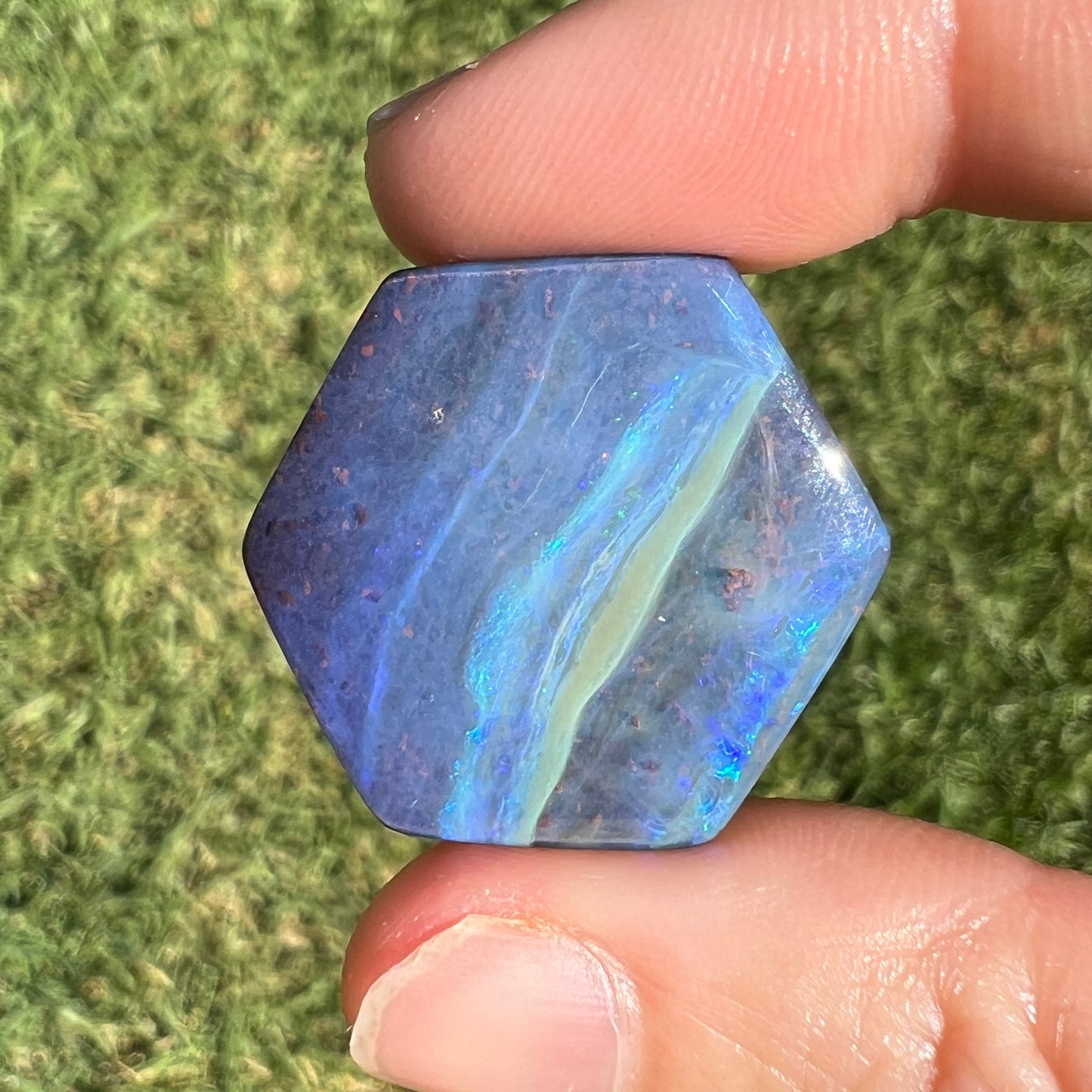 27.10 Ct large hexagon boulder opal