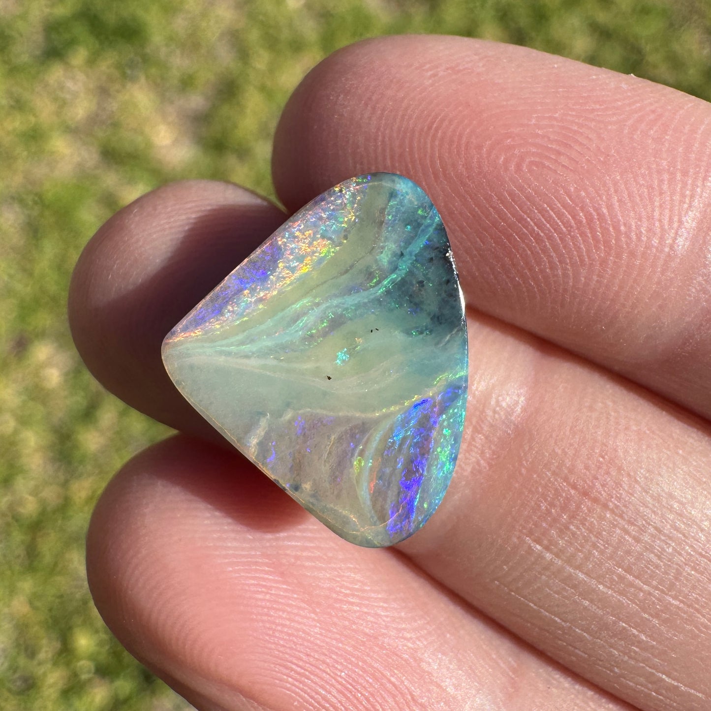 6.06 Ct fat teardrop boulder opal