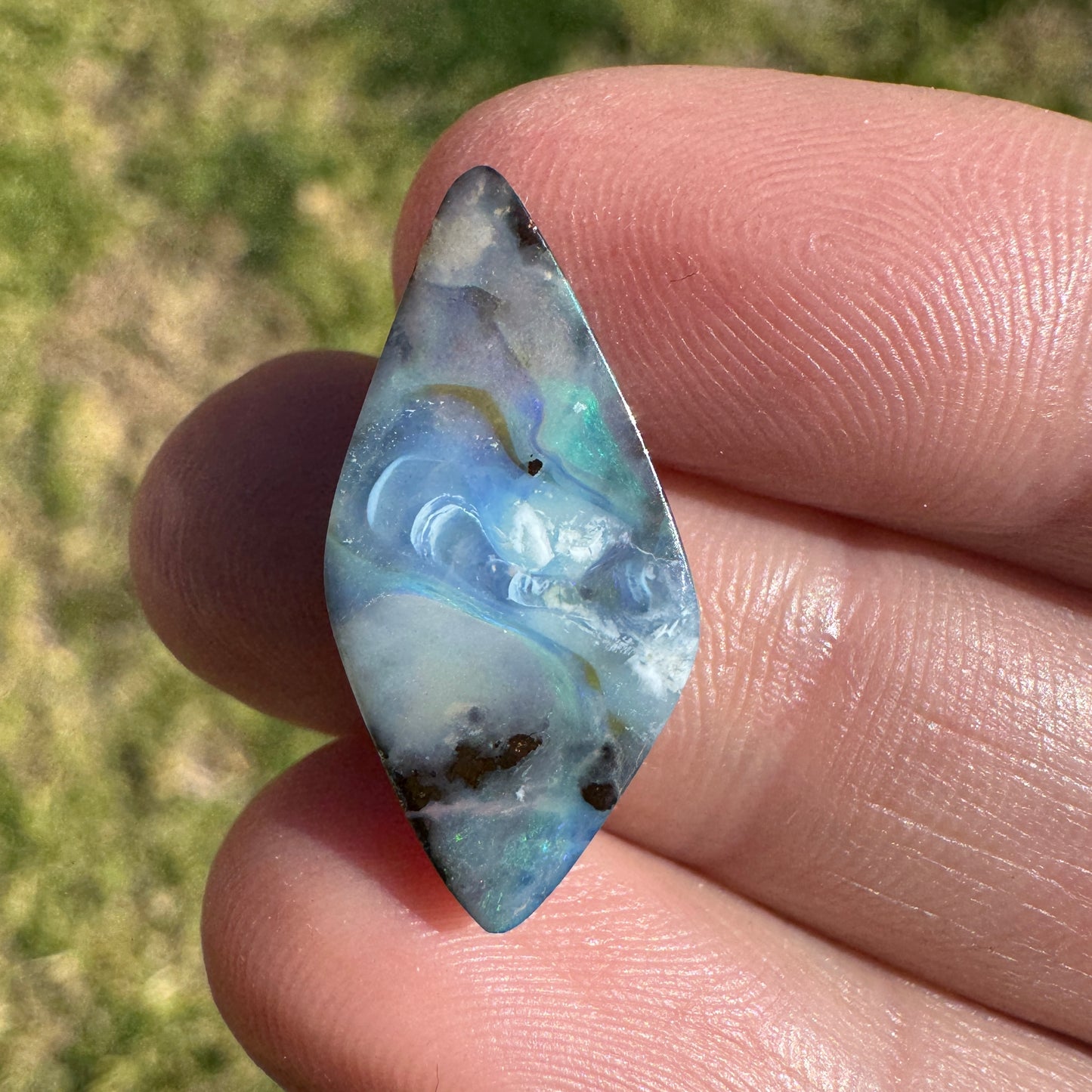 6.03 Ct free-form boulder opal