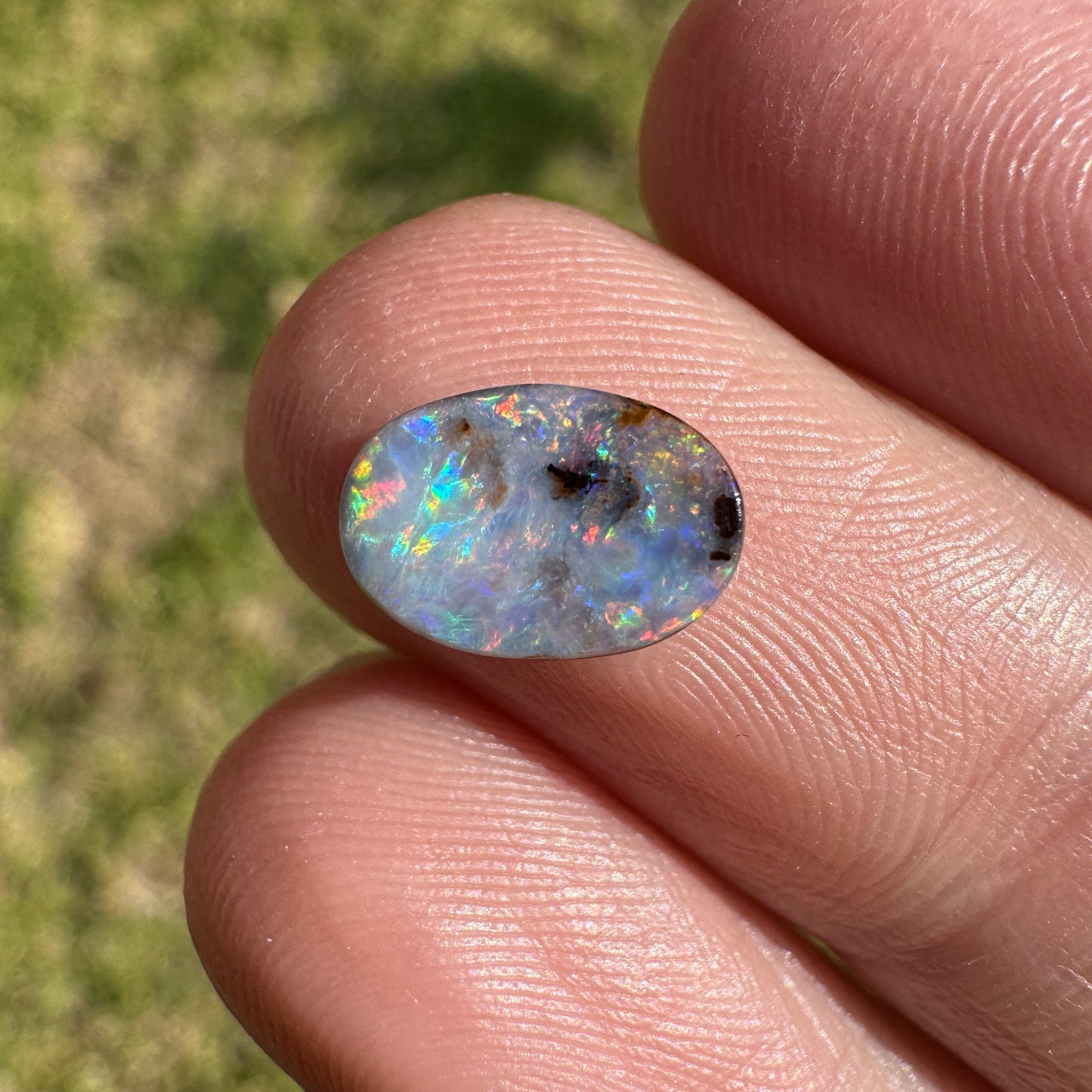 1.41 Ct small boulder opal