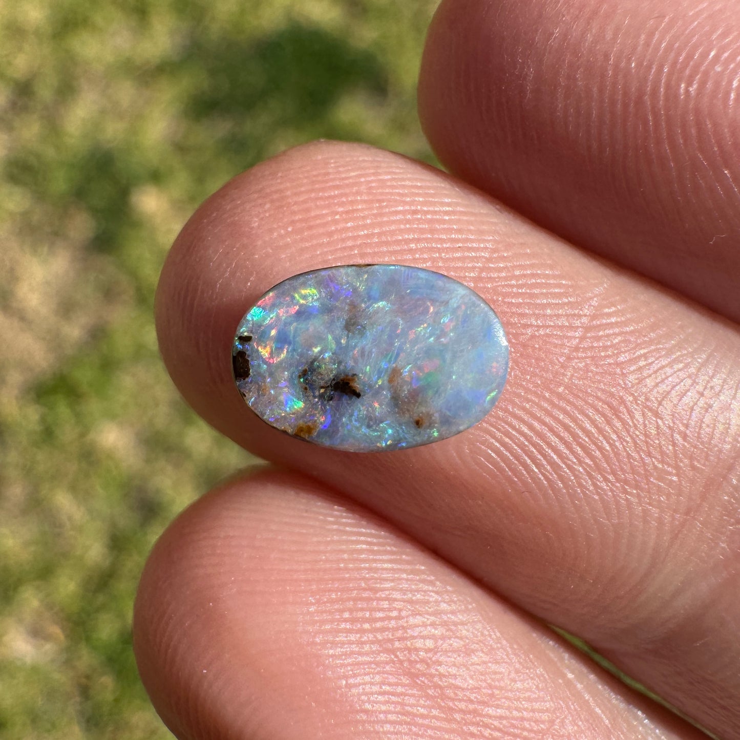 1.41 Ct small boulder opal