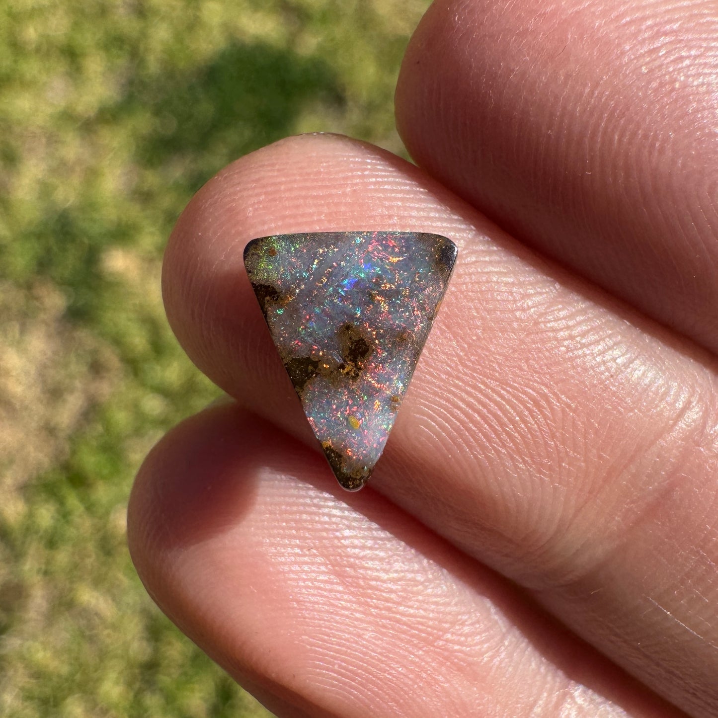 1.60 Ct small boulder opal