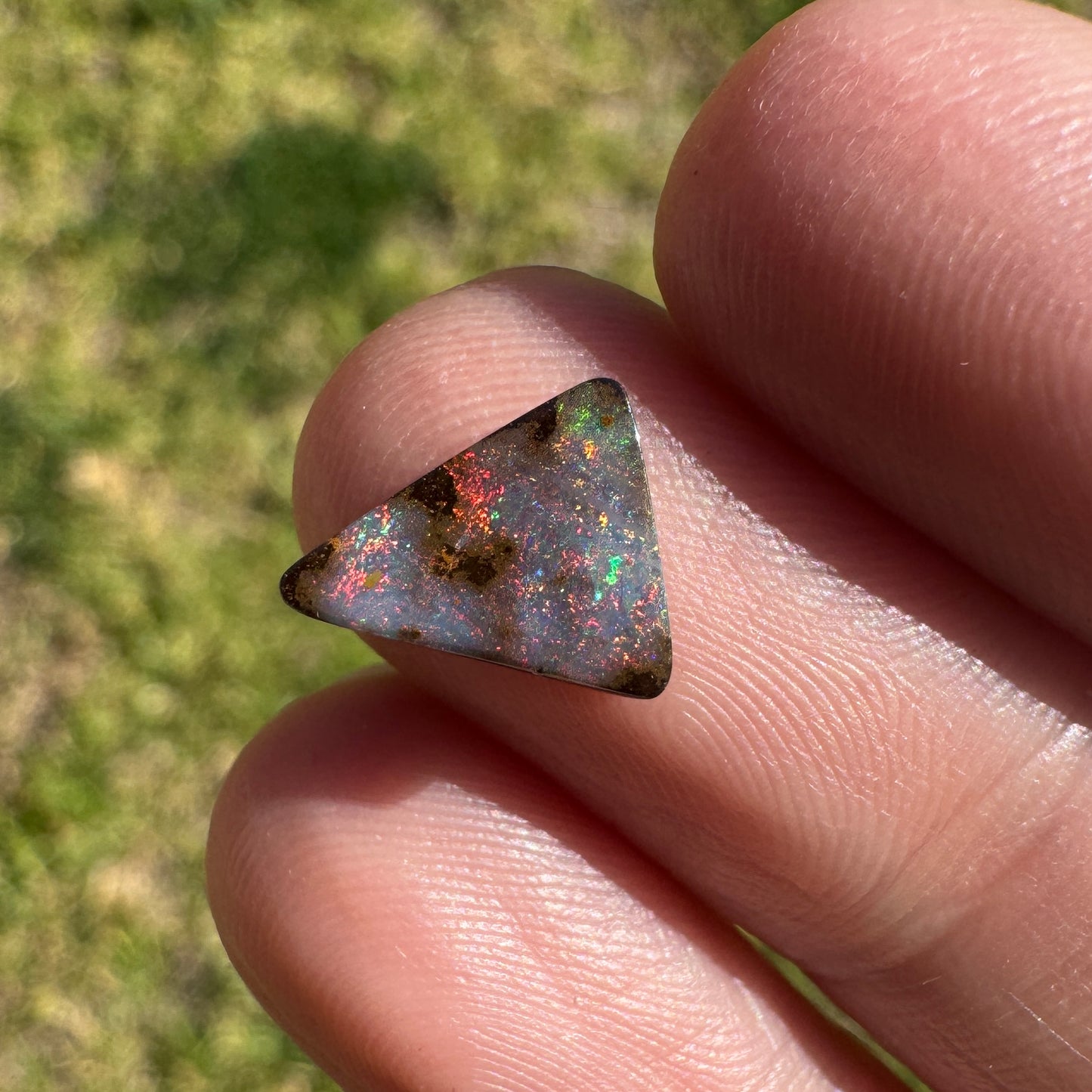 1.60 Ct small boulder opal