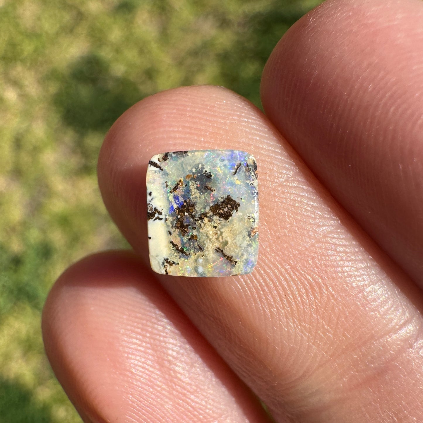 1.01 Ct small boulder opal