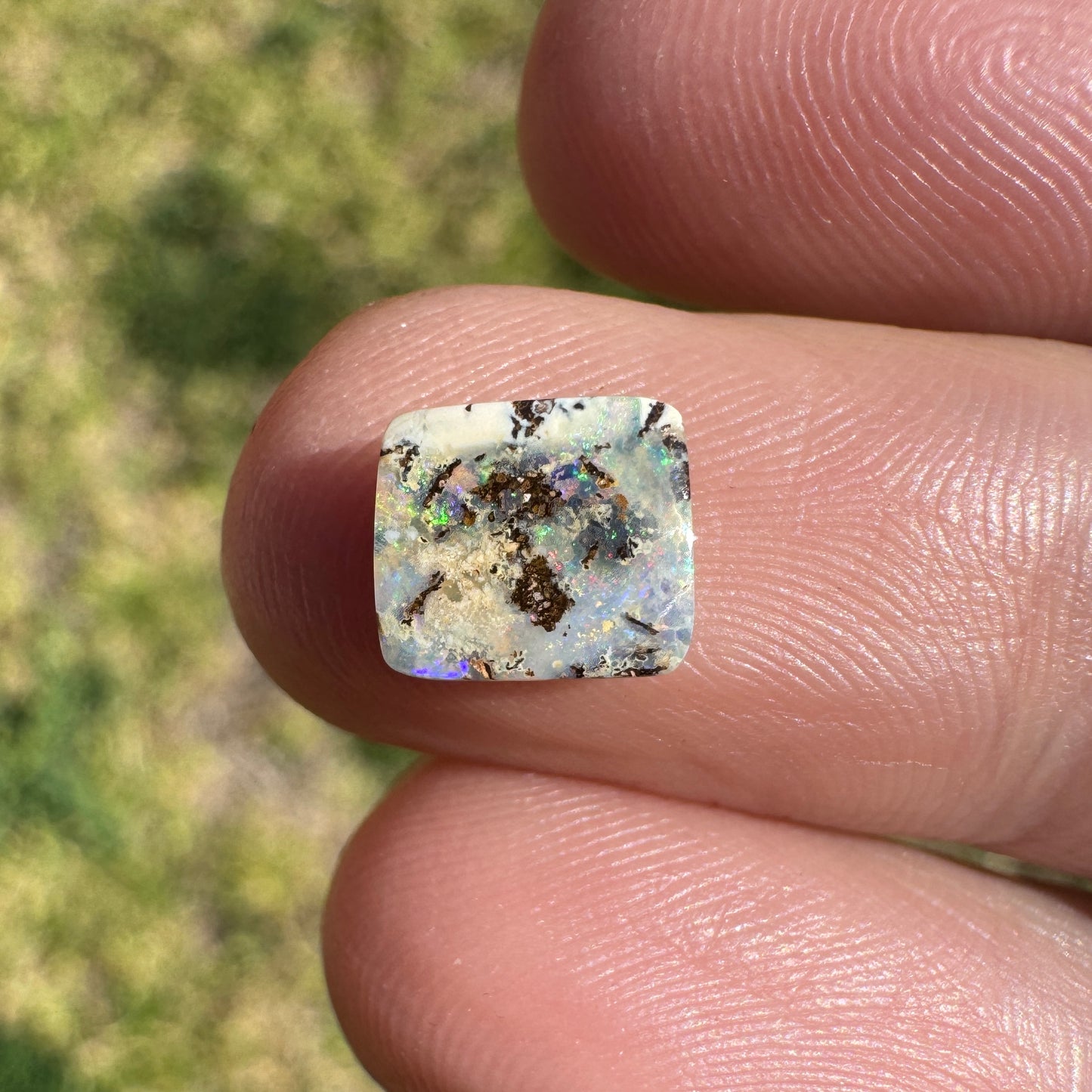 1.01 Ct small boulder opal