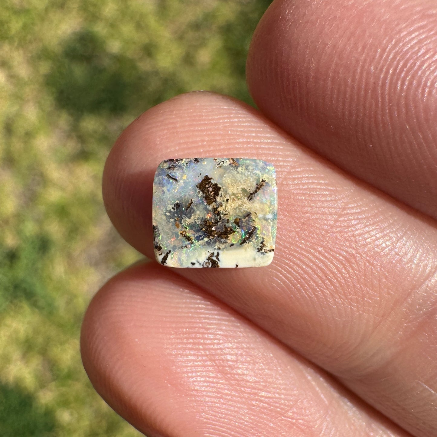 1.01 Ct small boulder opal