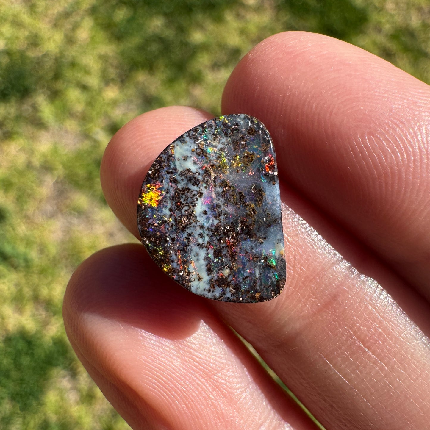 3.78 Ct matrix boulder opal