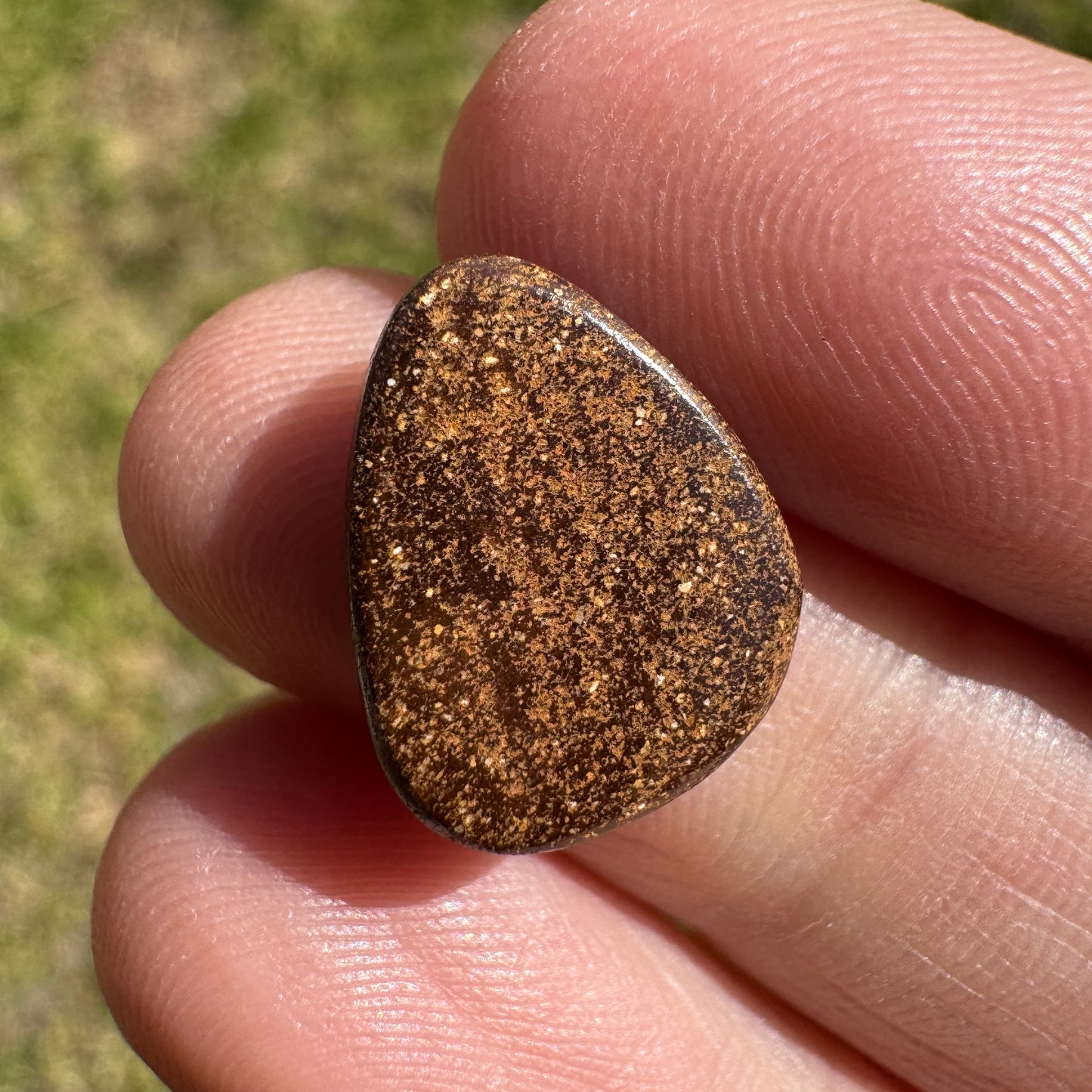 4.86 Ct blue boulder opal