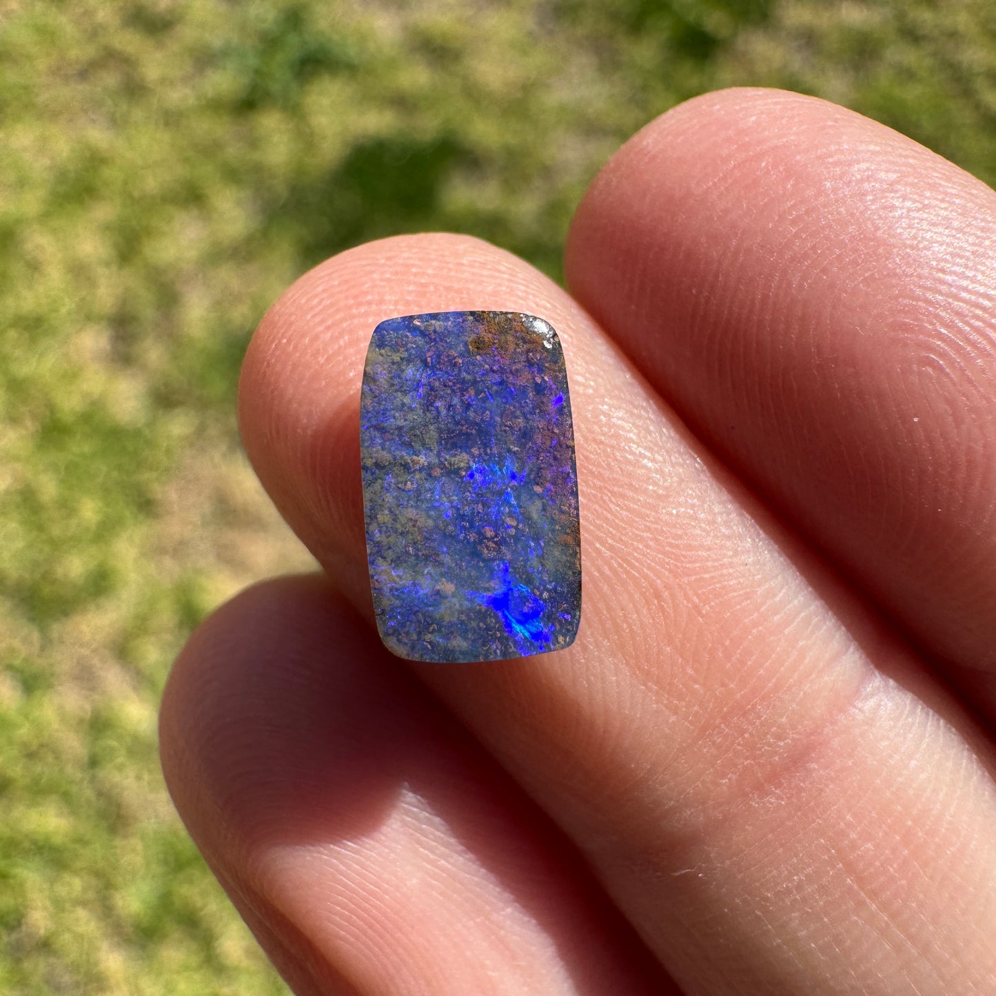 2.09 Ct small boulder opal