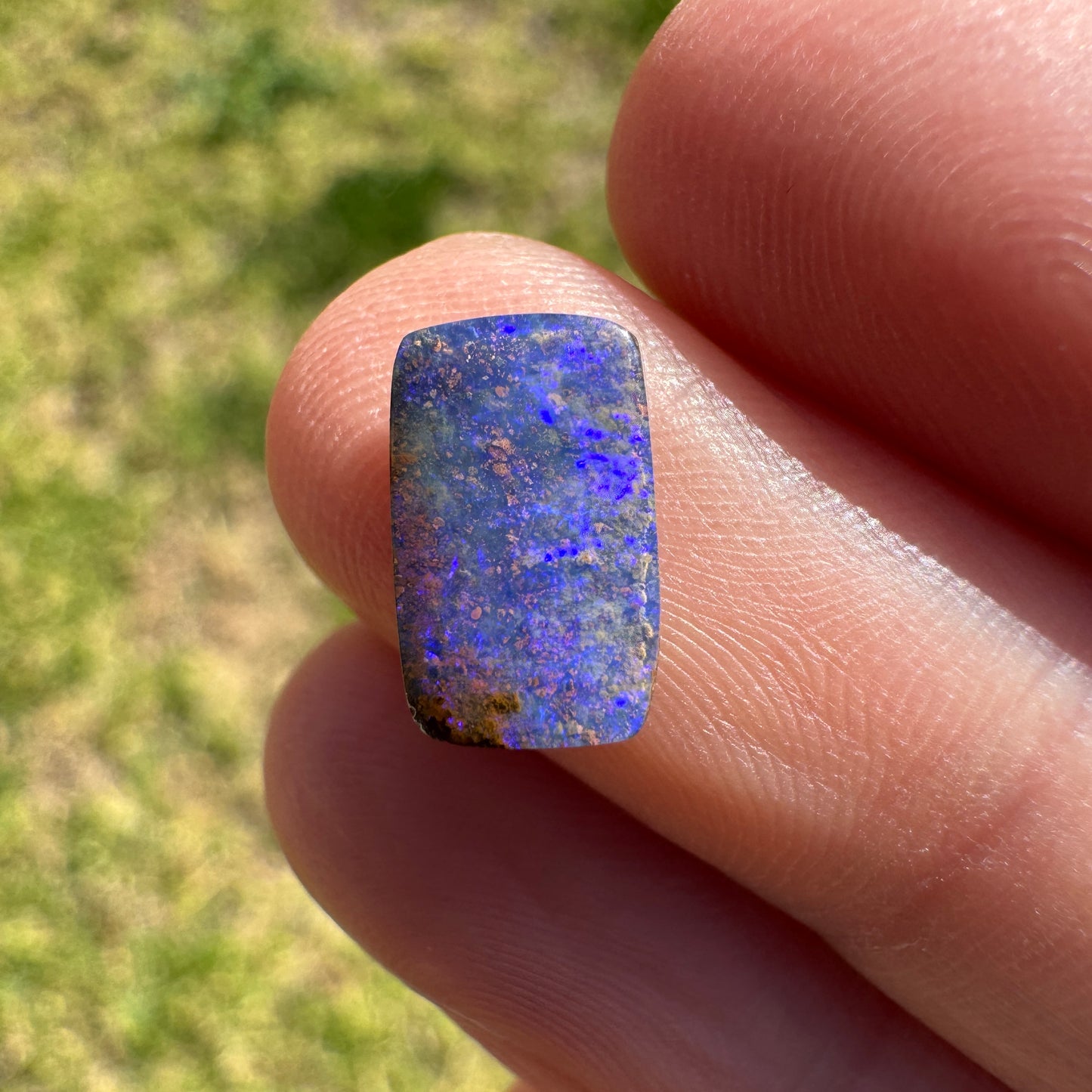 2.09 Ct small boulder opal