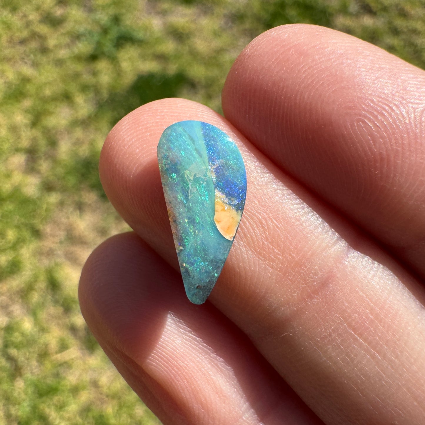 2.27 Ct small boulder opal