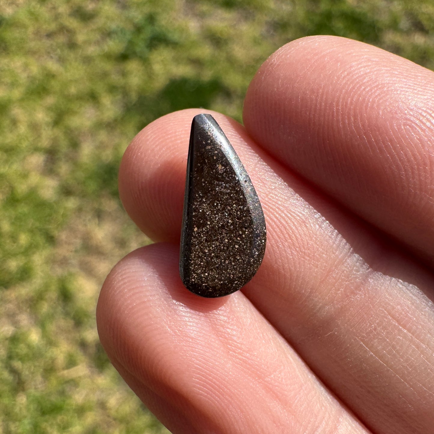 2.27 Ct small boulder opal