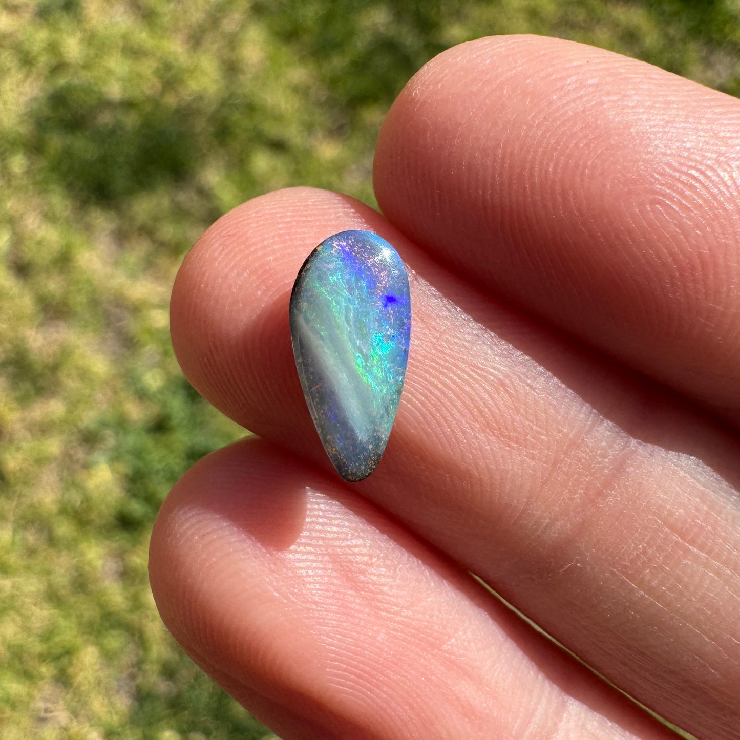 1.22 Ct small boulder opal