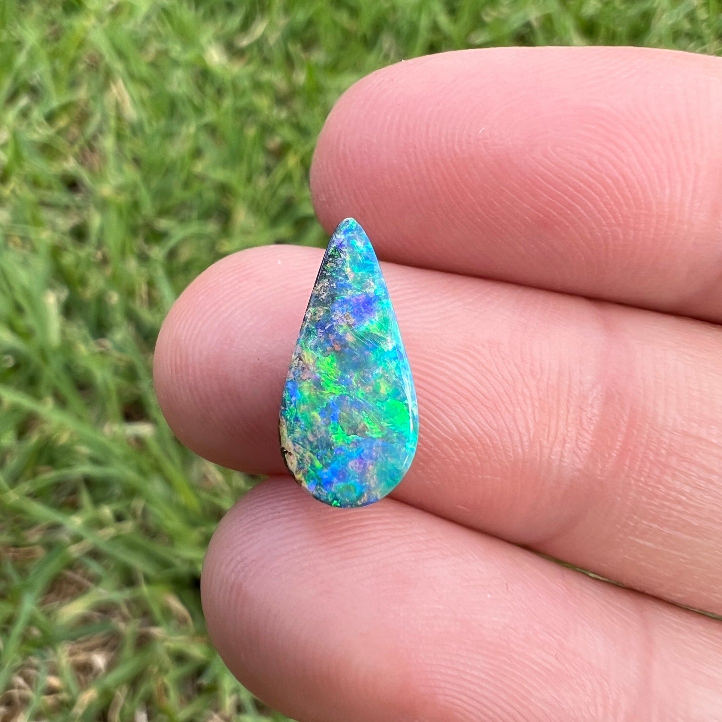 2.20 bright green-blue boulder opal