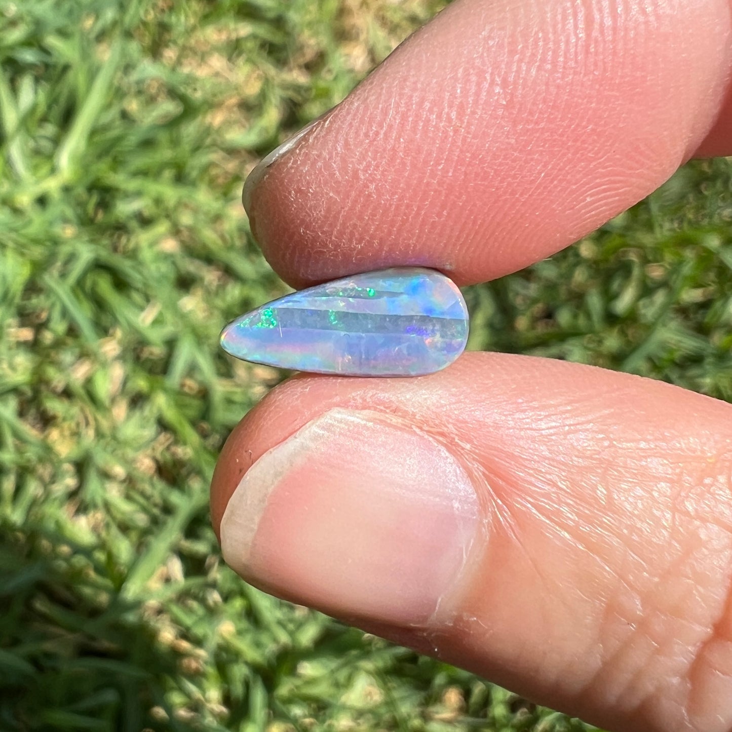 1.64 Ct small teardrop boulder opal