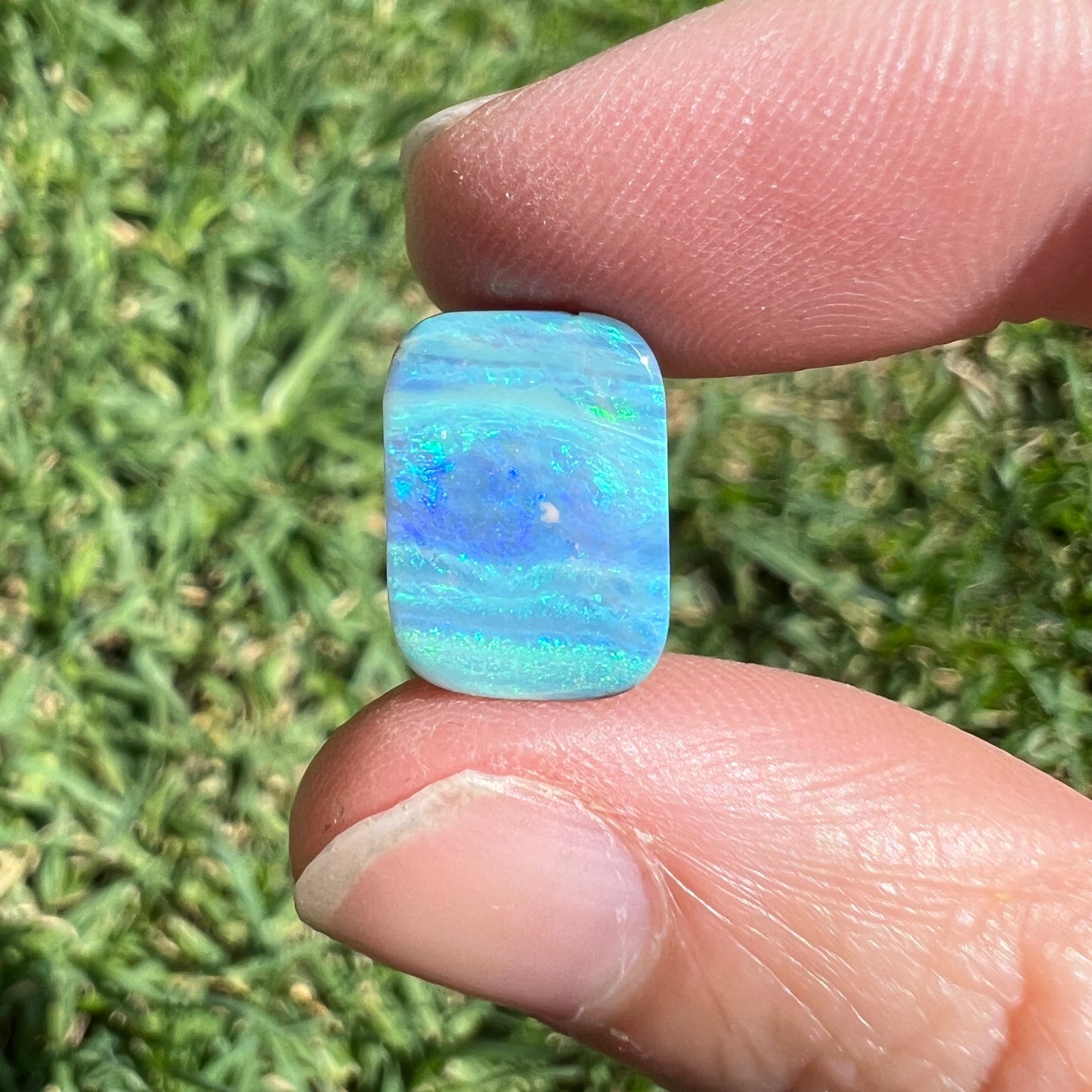 5.43 Ct ocean-tone boulder opal