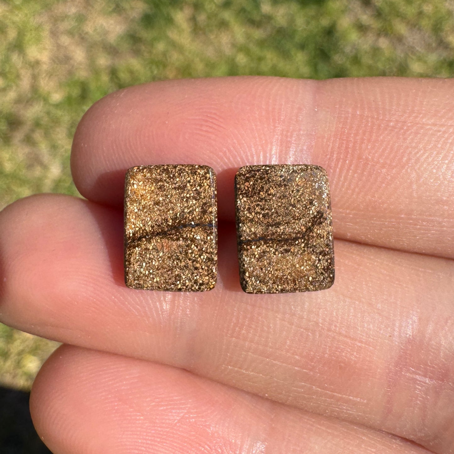 4.55 Ct rectangle boulder opal pair