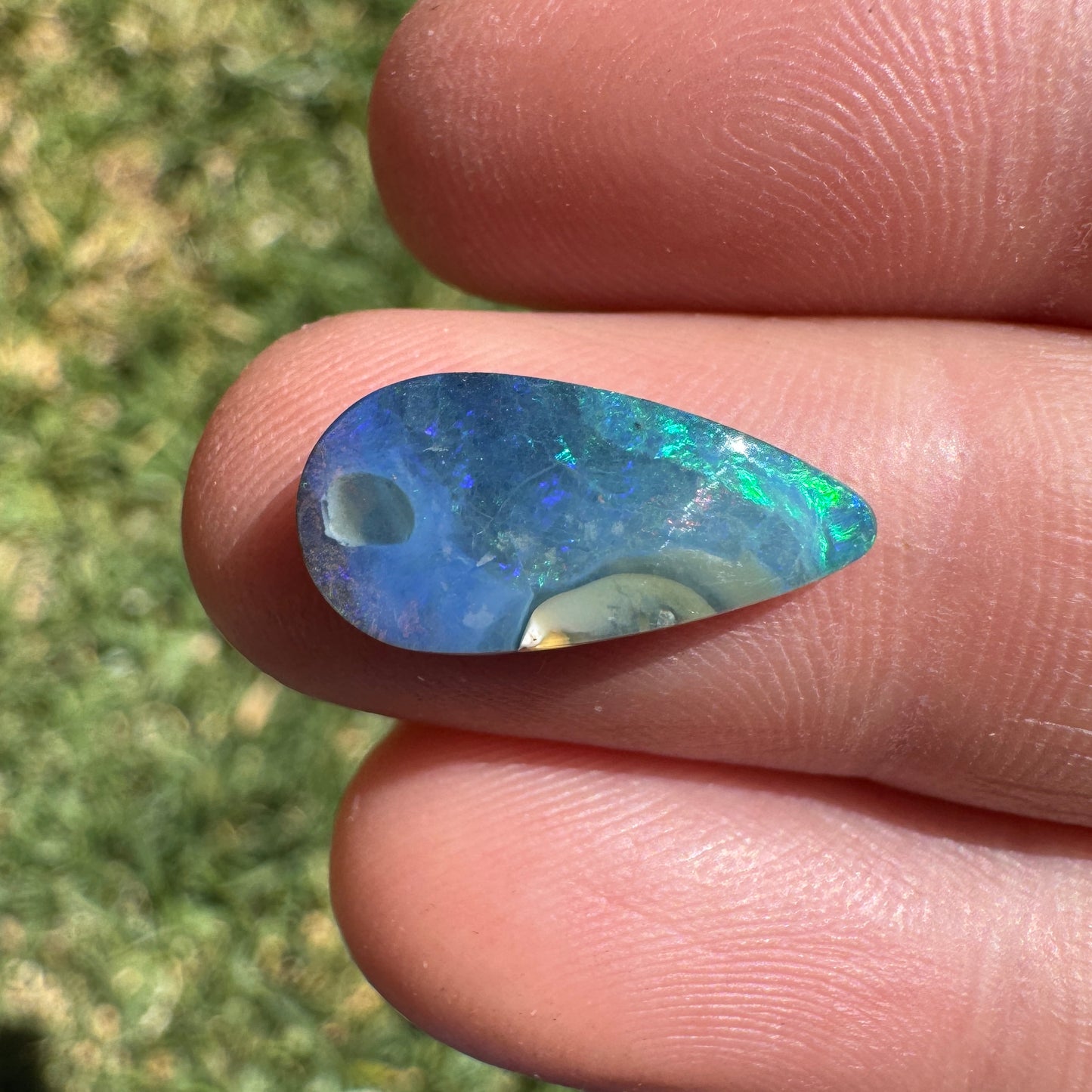 3.11 Ct small boulder opal
