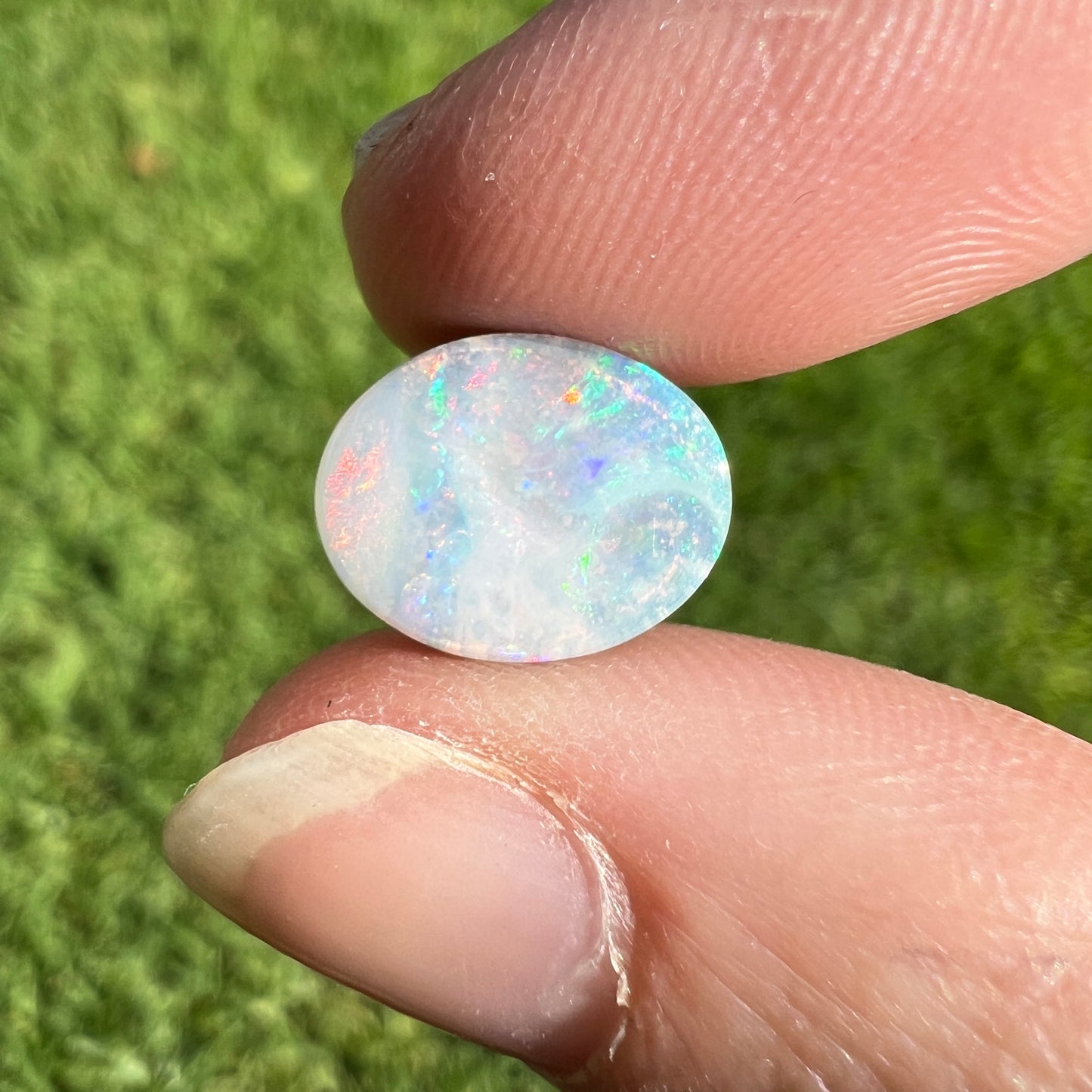 3.76 Ct small boulder opal