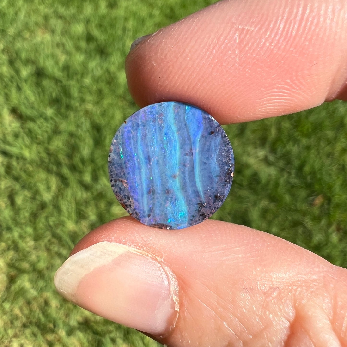 5.65 Ct green-blue boulder opal