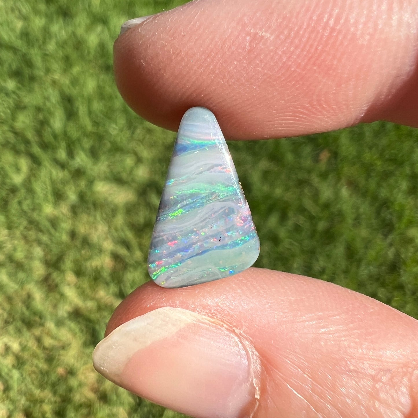 3.07 Ct pastel striped boulder opal