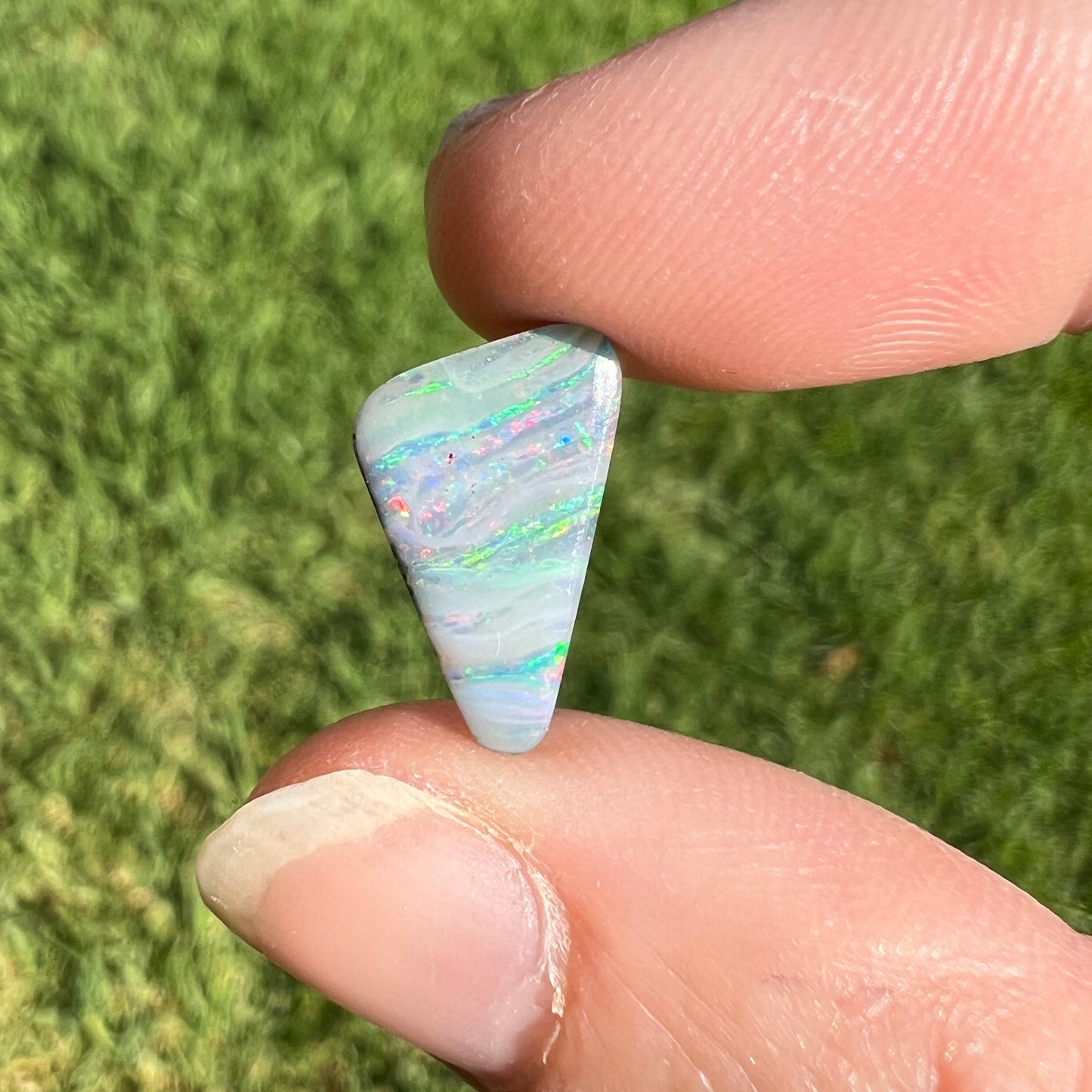 3.07 Ct pastel striped boulder opal