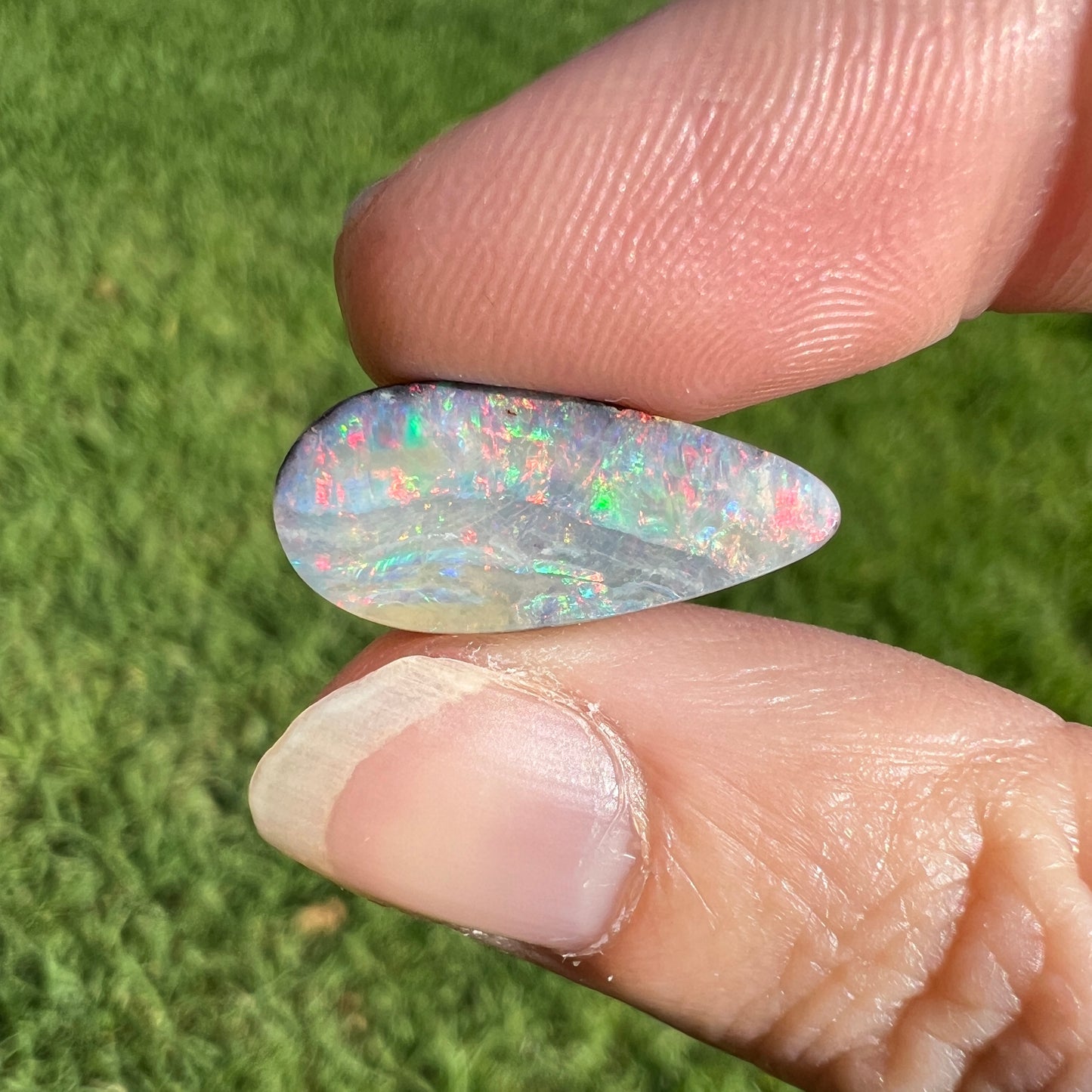 4.32 Ct rainbow boulder opal